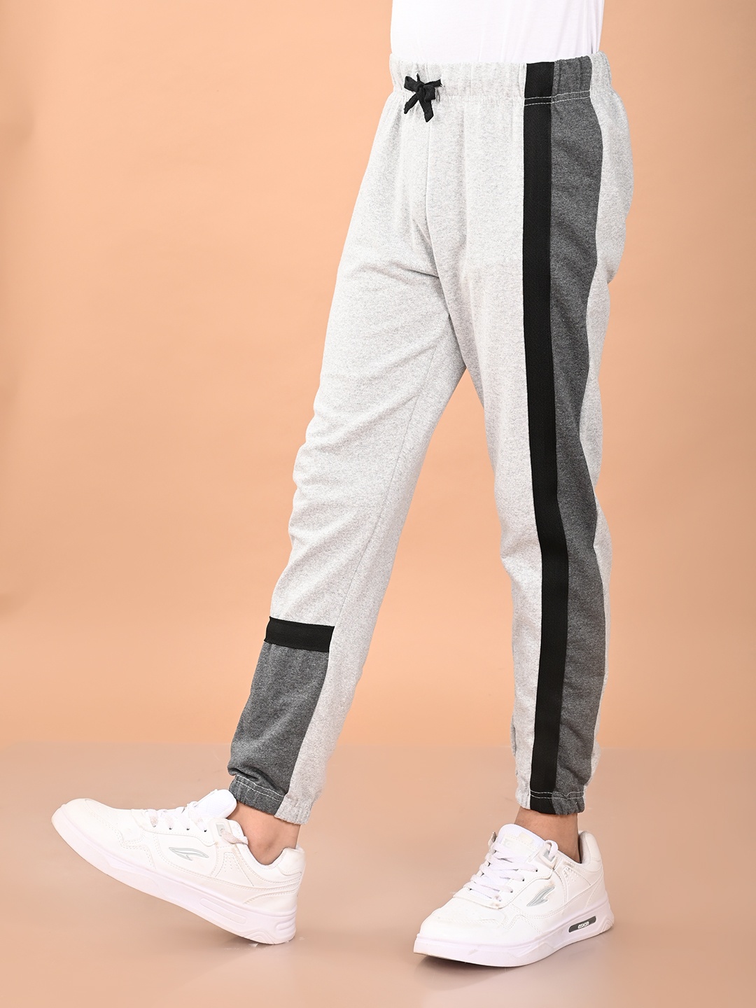 

LilPicks Boys Relaxed Fit Side Stripped Joggers, Grey