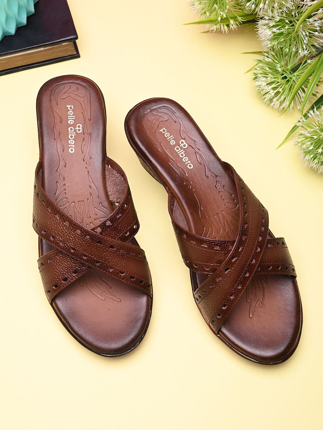 

pelle albero Women Leather Wedge Sandals, Brown