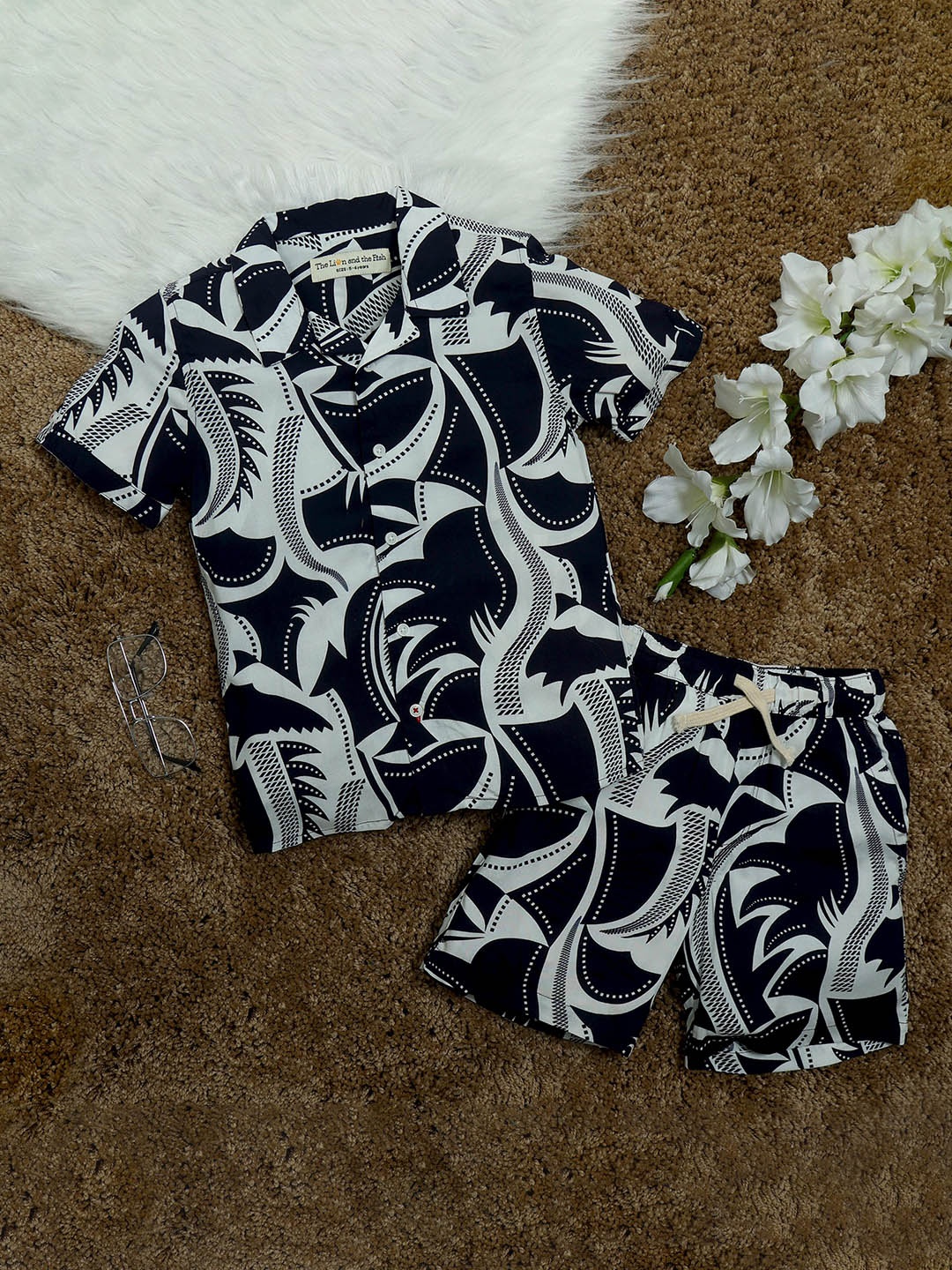 

The Lion and The Fish Boys Printed Shirt With Shorts Clothing Set, Navy blue