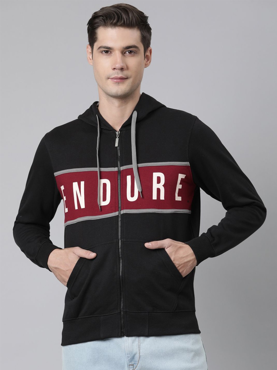 

DIXCY SCOTT Men Colourblocked Sweatshirt, Black