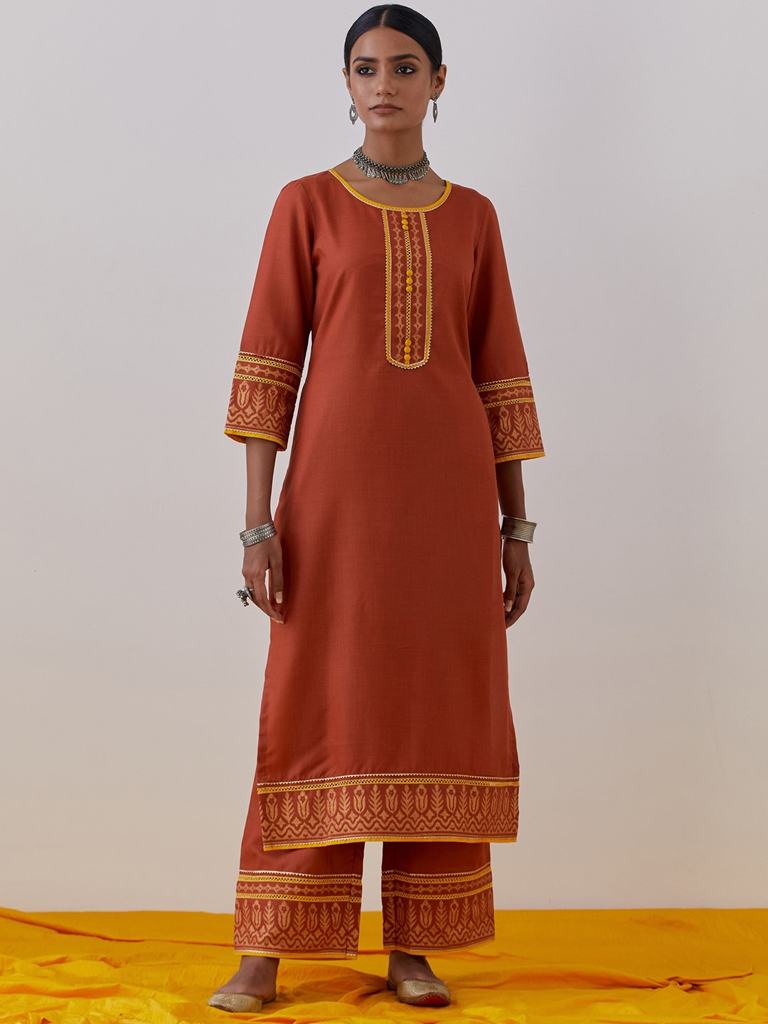 

THE INDIAN CAUSE Women Printed Regular Pure Cotton Kurta with Palazzos & With Dupatta, Rust