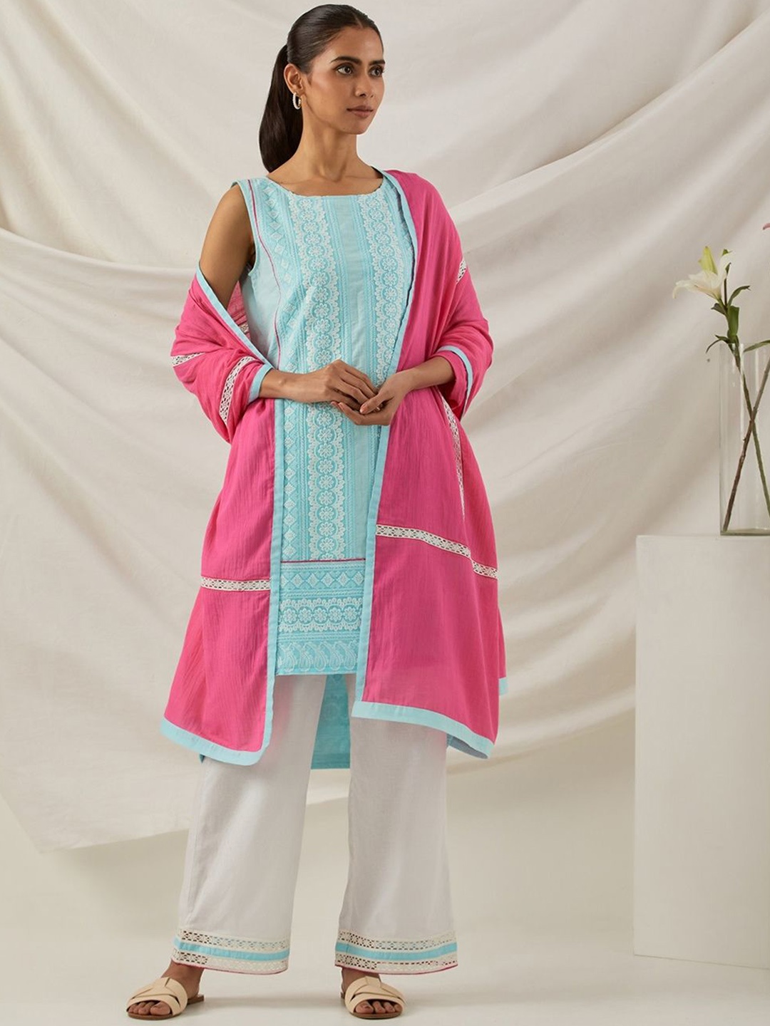 

THE INDIAN CAUSE Women Ethnic Motifs Embroidered Regular Pure Cotton Kurta Set & Dupatta, Blue