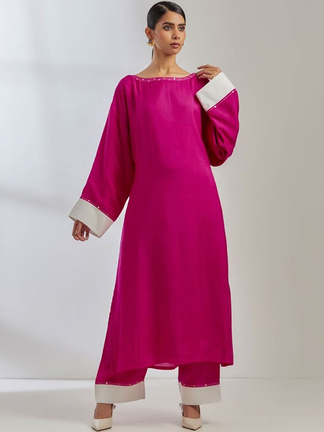 

THE INDIAN CAUSE Women Solid Sequinned A-Line Kurta with Palazzos, Pink