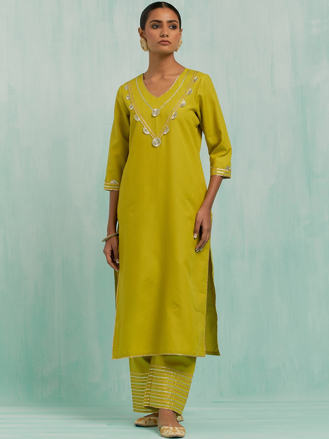 

THE INDIAN CAUSE Women Yoke Design Gotta Patti Pure Cotton Kurta Set, Green