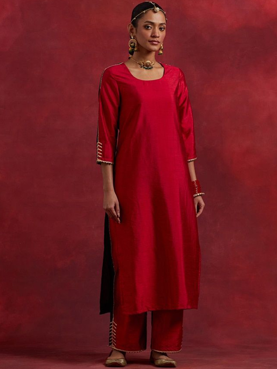 

THE INDIAN CAUSE Women Regular Gotta Patti Kurta with Palazzos, Red