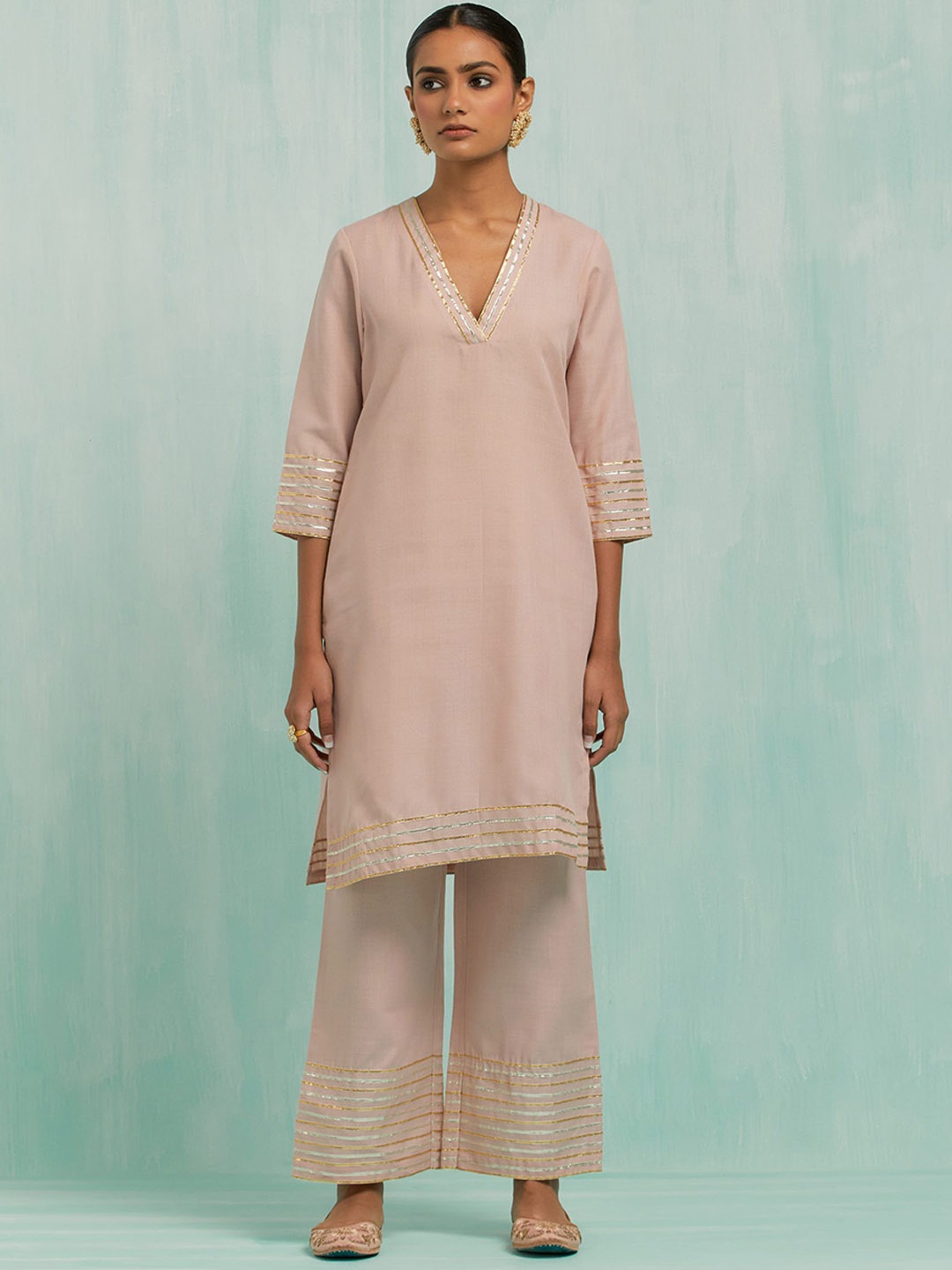 

THE INDIAN CAUSE Women Solid Gotta Patti Pure Cotton Kurta with Palazzos & Dupatta, Pink