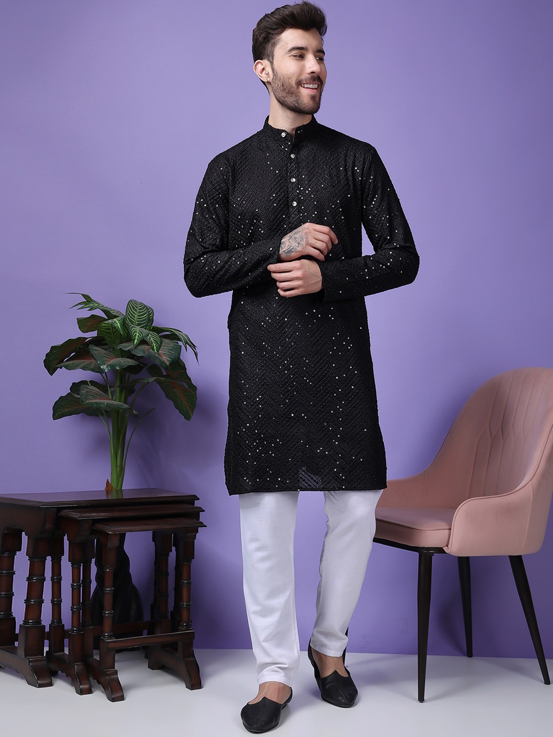 

Hangup Men Embroidered Regular Sequinned Dupion Silk Kurta with Pyjamas, Black