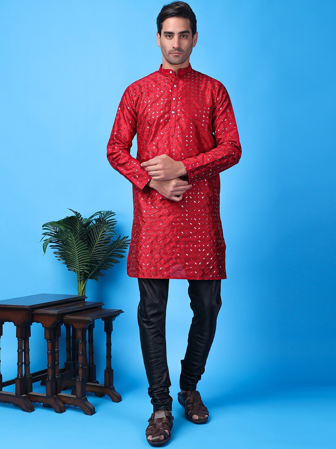

Hangup Men Ethnic Motifs Embroidered Regular Sequinned Kurta with Pyjamas, Red
