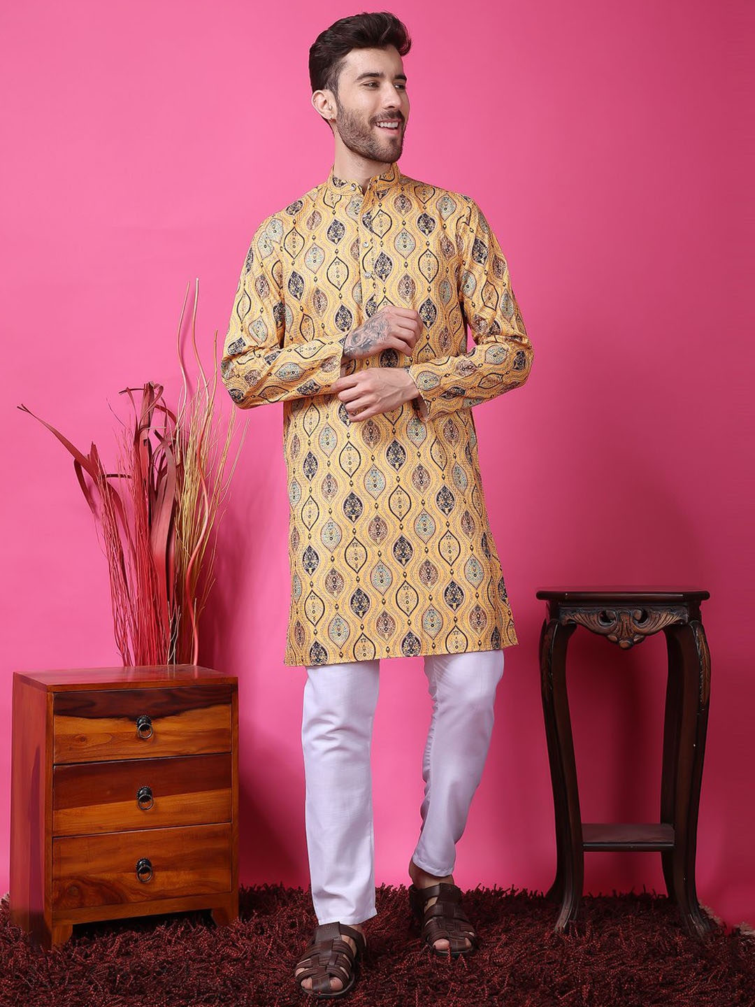 

Hangup Men Embroidered Regular Dupion Silk Kurta With Pyjamas, Gold