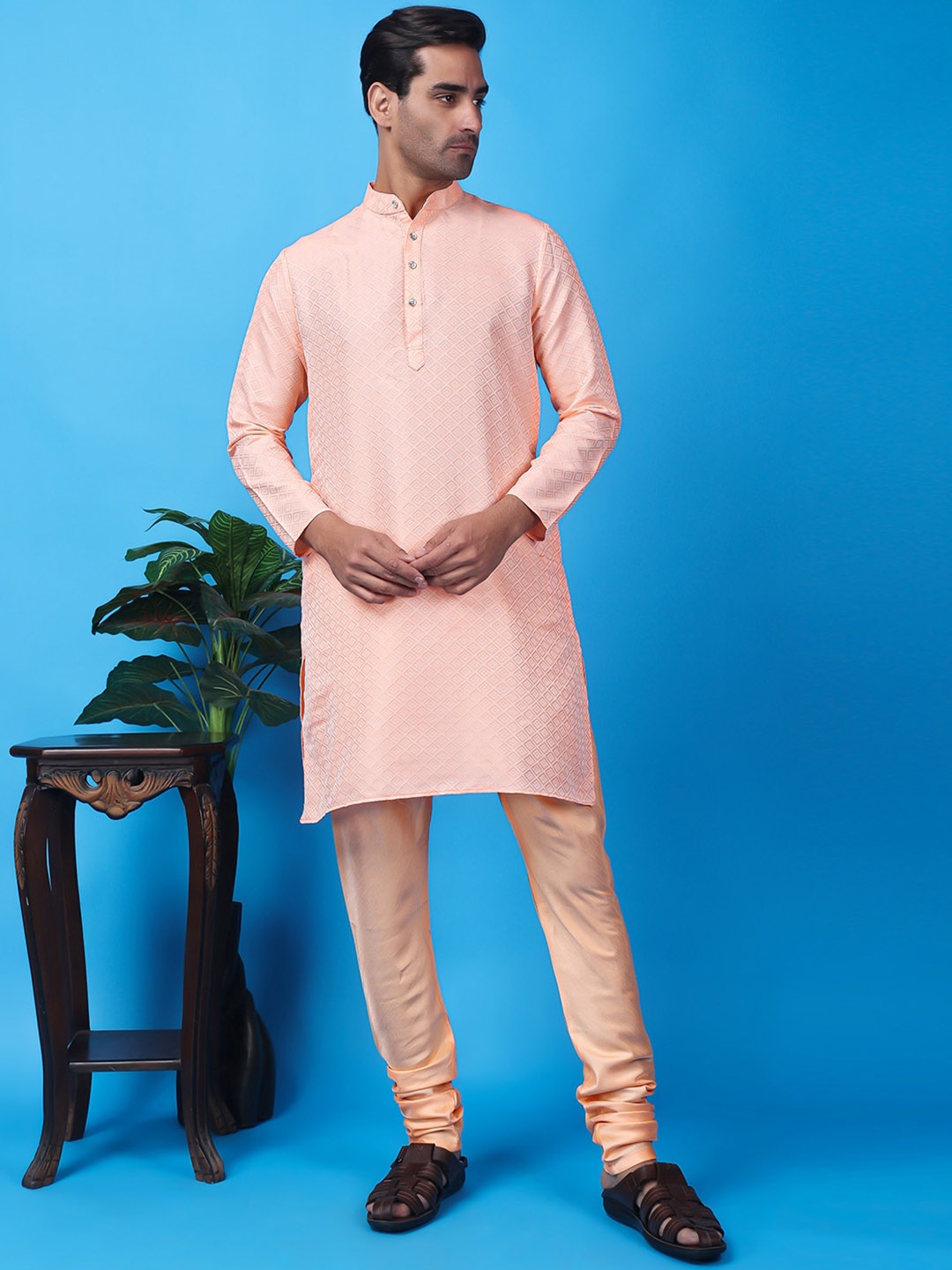 

Hangup Men Ethnic Motifs Regular Dupion Silk Kurta With Churidar, Peach
