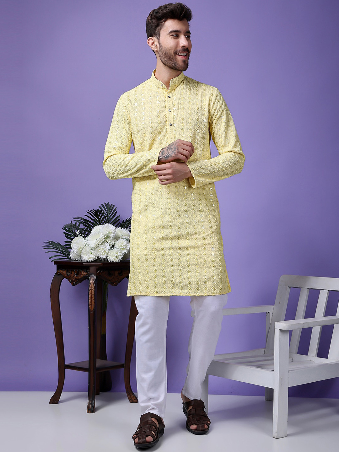 

Hangup Men Solid Embroidered Sequinned Kurta with Pyjamas, Yellow