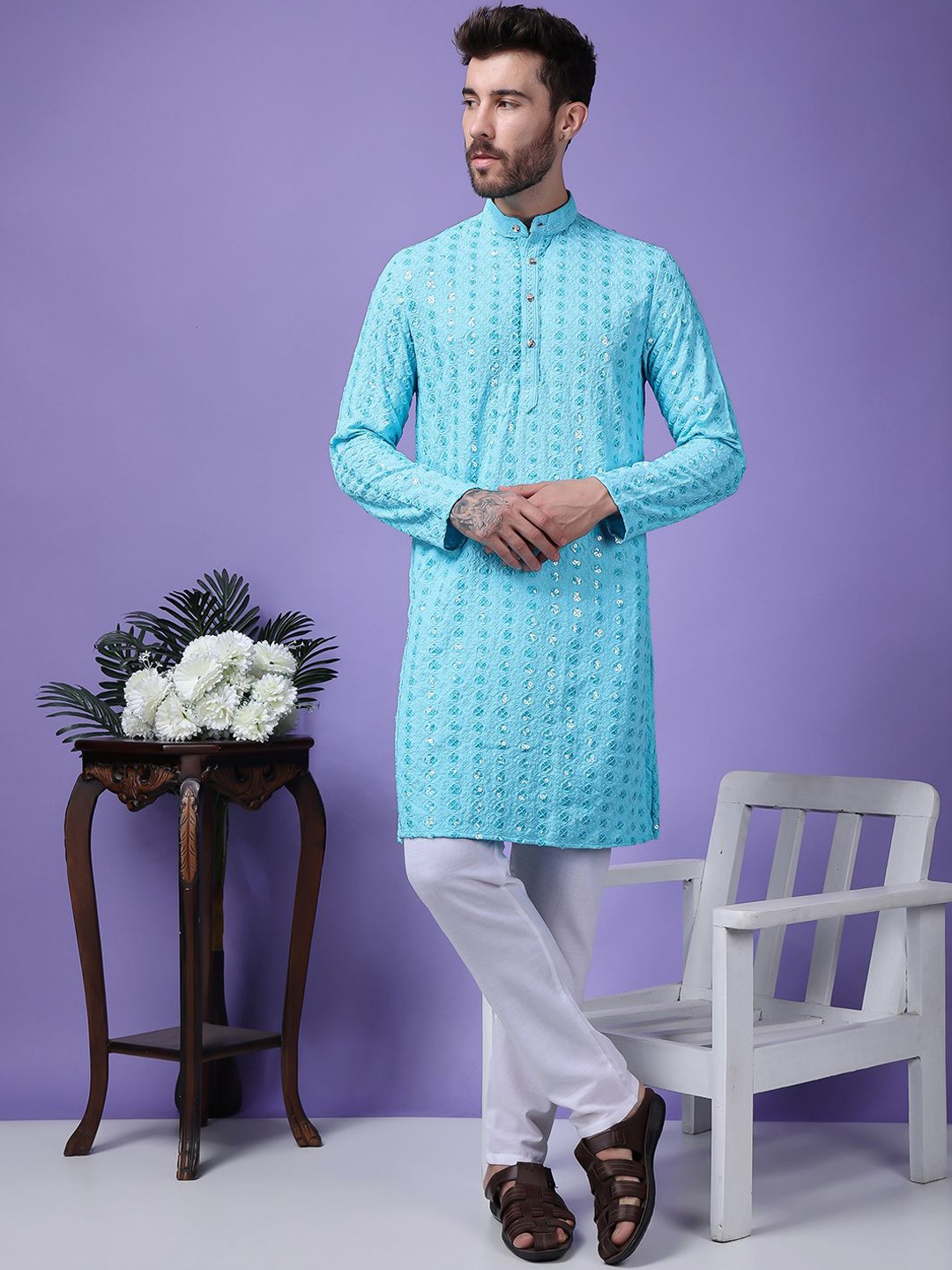 

Hangup Men Embroidered Regular Dupion Silk Kurta with Pyjamas, Turquoise blue
