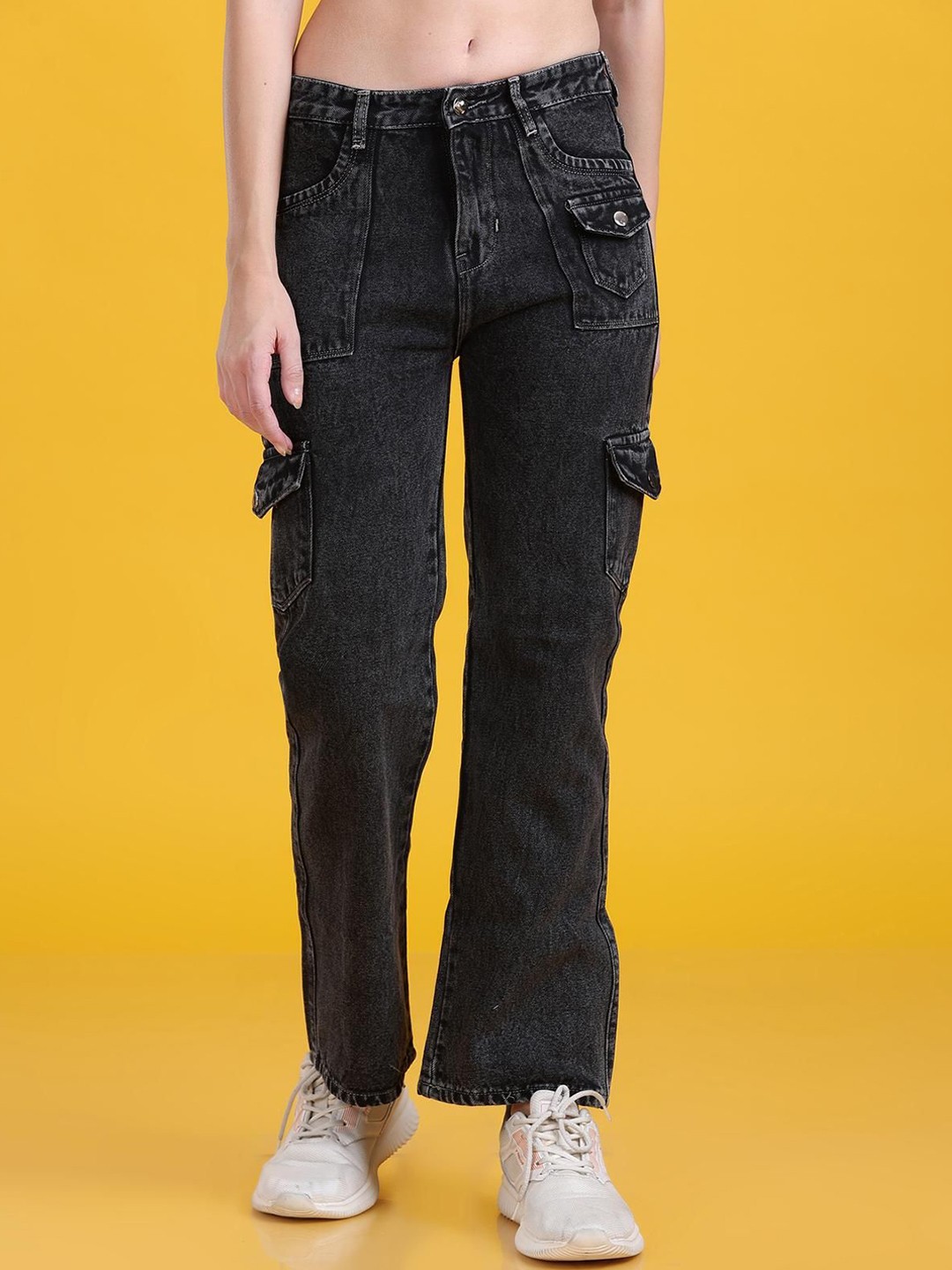 

The Dance Bible Women Straight Fit Heavy Fade Cargo Cotton Jeans, Black