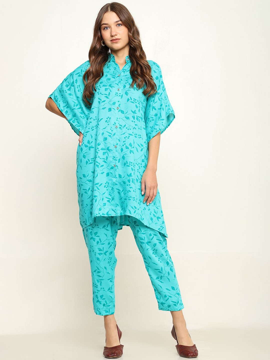 

CRAFTBAZAR Women Ethnic Motifs Printed Regular Kurti with Trousers, Sea green