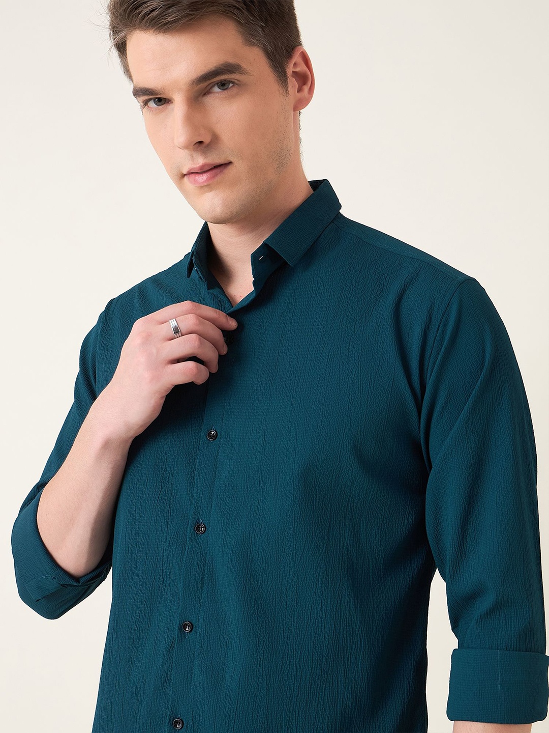 

Mast & Harbour Men Classic Solid Casual Shirt, Teal