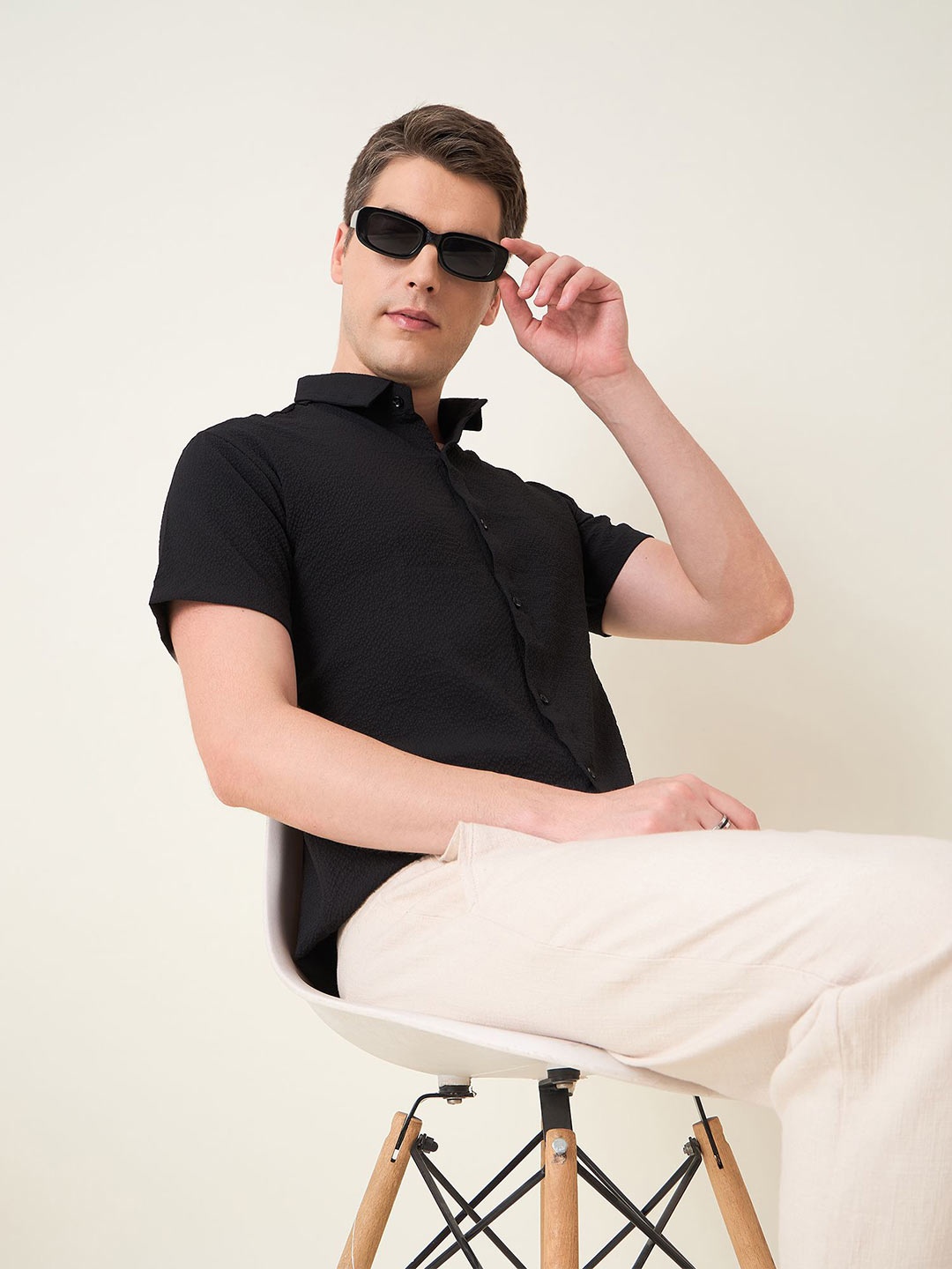 

Mast & Harbour Men Classic Opaque Casual Shirt, Black