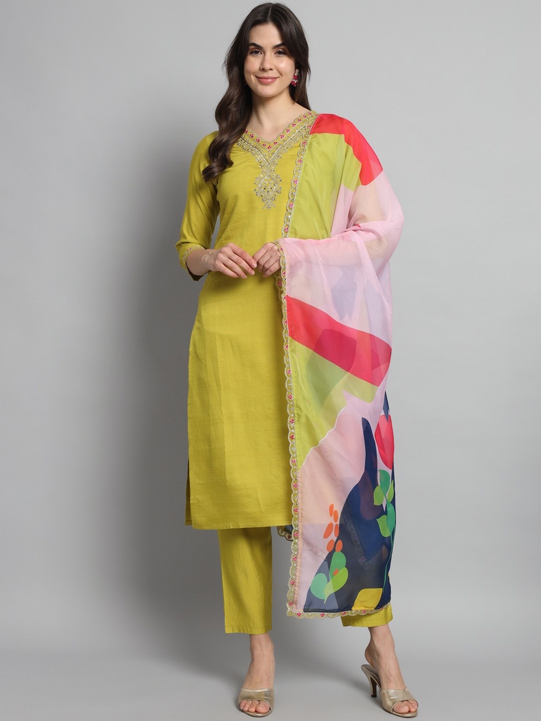 

NEWADHIYA ENTERPRISES Women Floral Yoke Design Sequinned Kurta with Trousers & Dupatta, Yellow