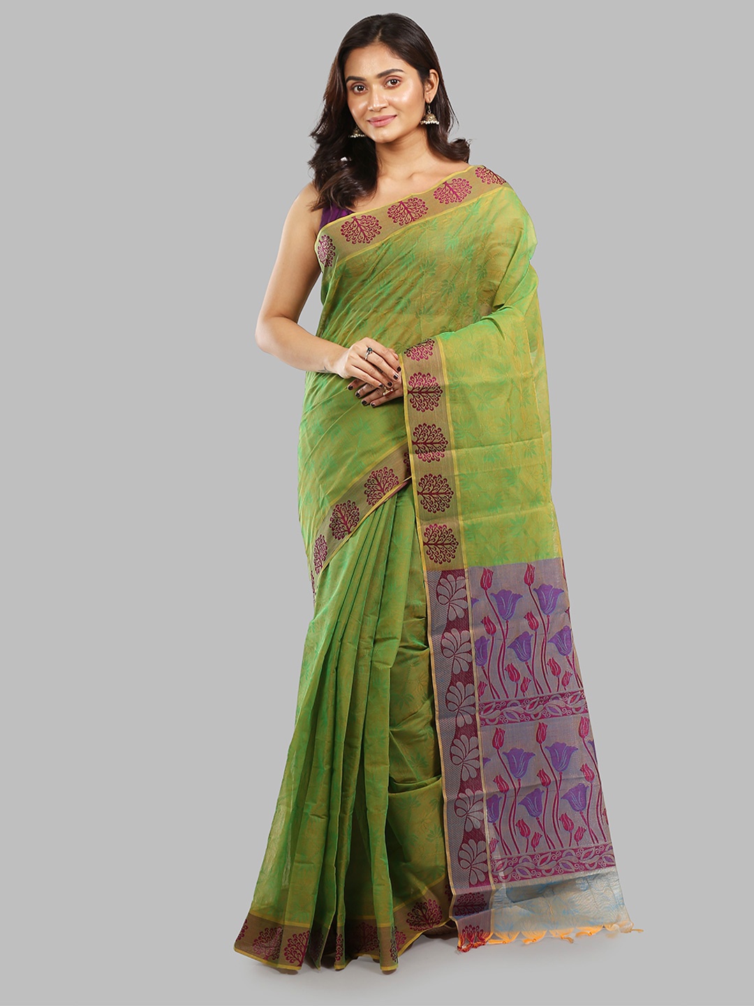 

Urbane Essence Woven Design Zari Pure Cotton Saree, Green