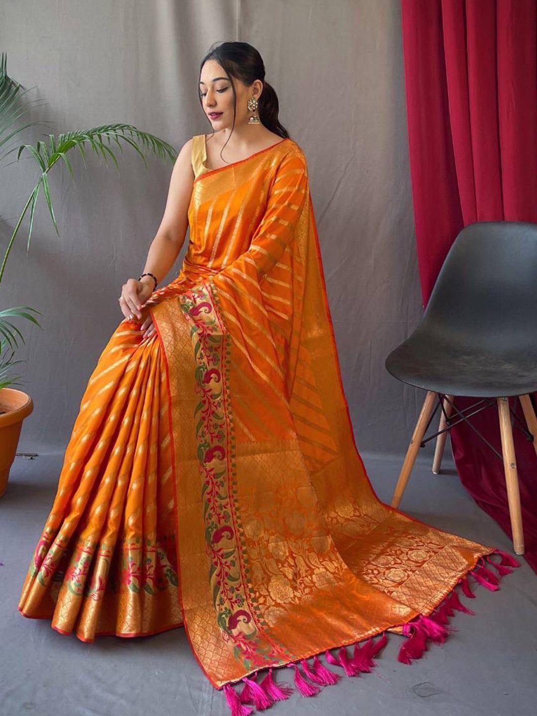 

TIEXA Woven Design Zari Pure Silk Banarasi Saree, Yellow