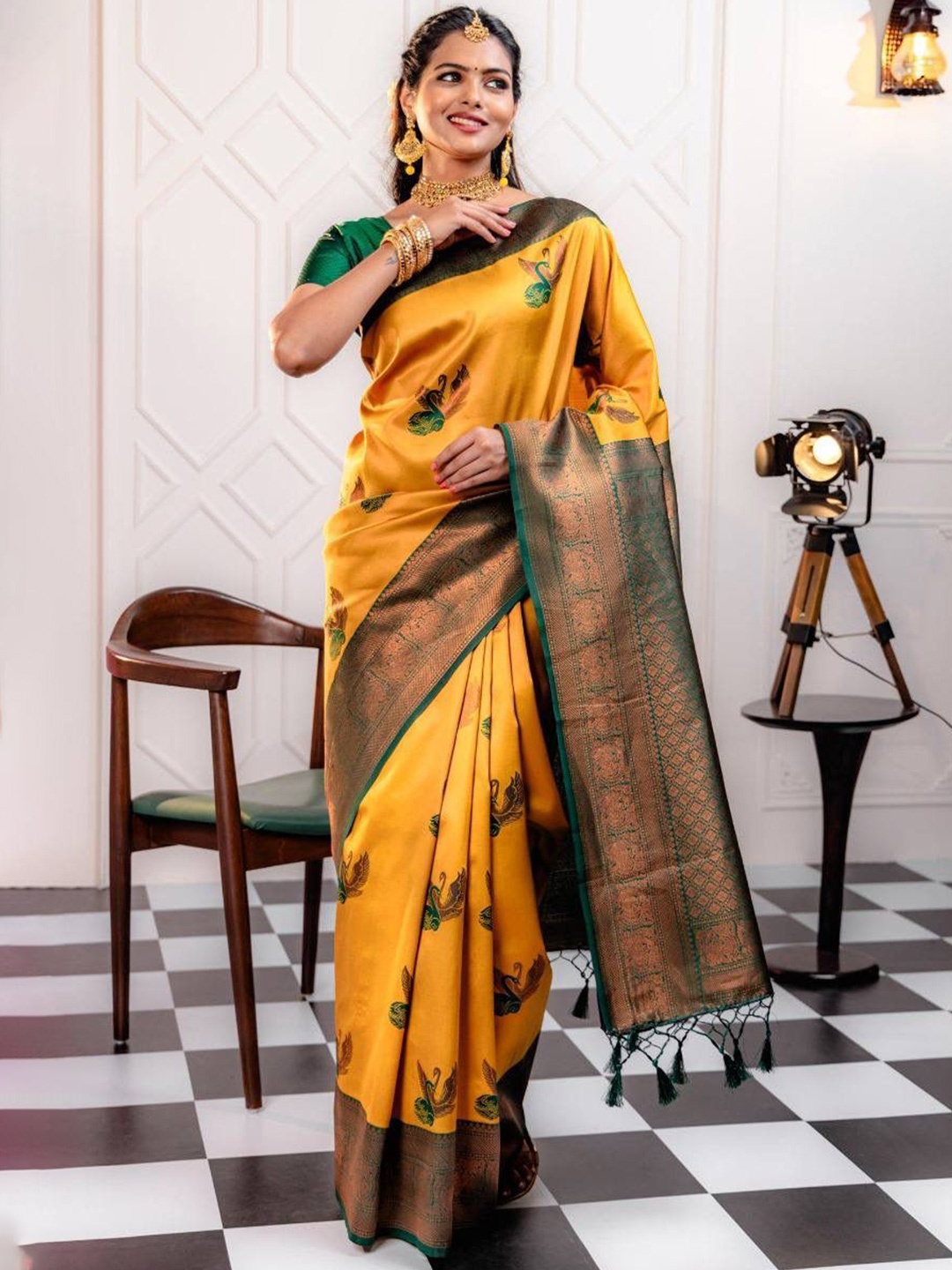 

TIEXA Woven Design Zari Pure Silk Banarasi Saree, Yellow