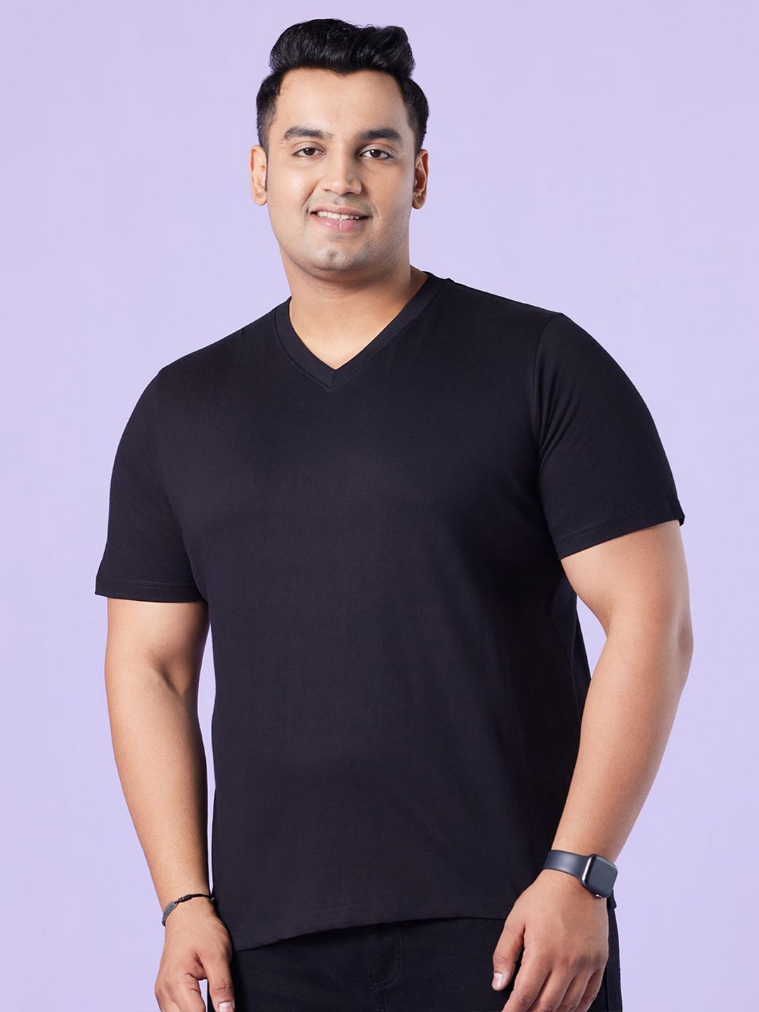 

Big Hello - The Plus Life Men V-Neck Solid Cotton T-shirt, Black