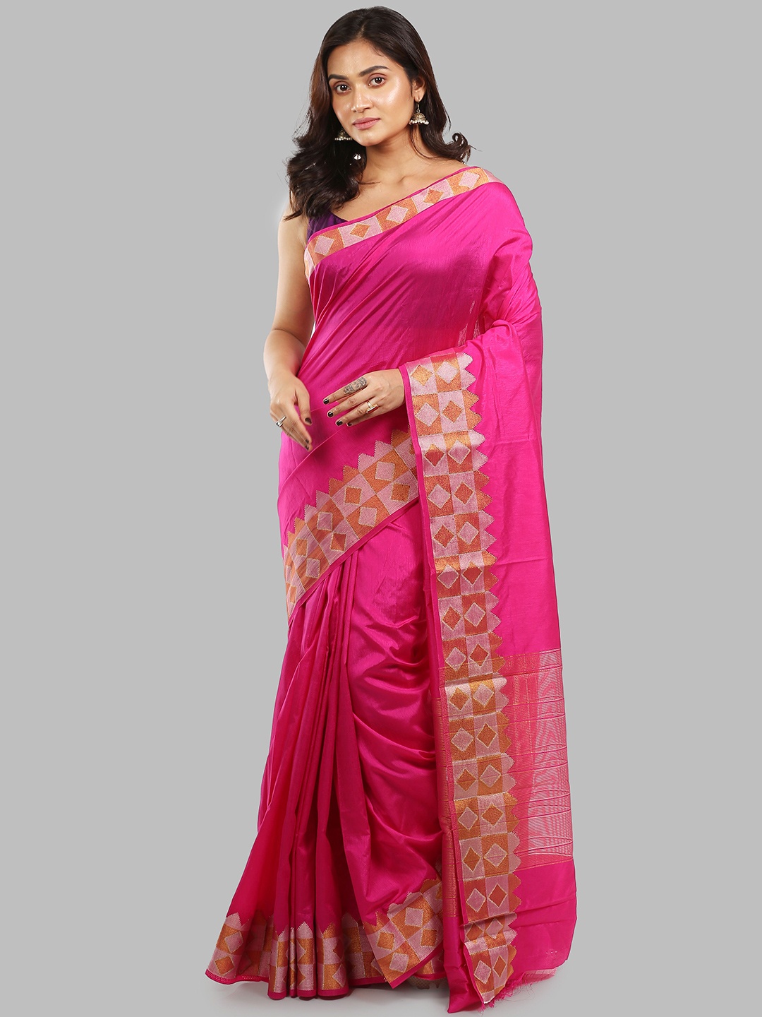 

Urbane Essence Woven Design Pure Silk Saree, Pink
