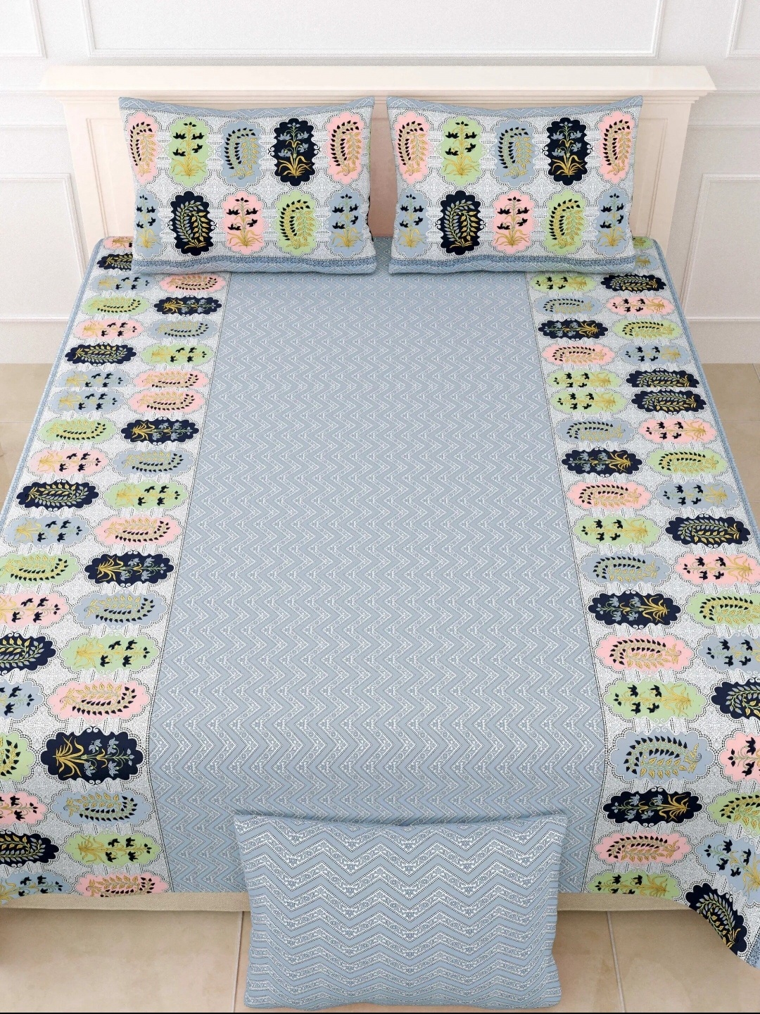 

LIVING ROOTS Double King Size Jaipur Block Print Cotton Double Bedsheet & 2 Pillow Covers, Grey