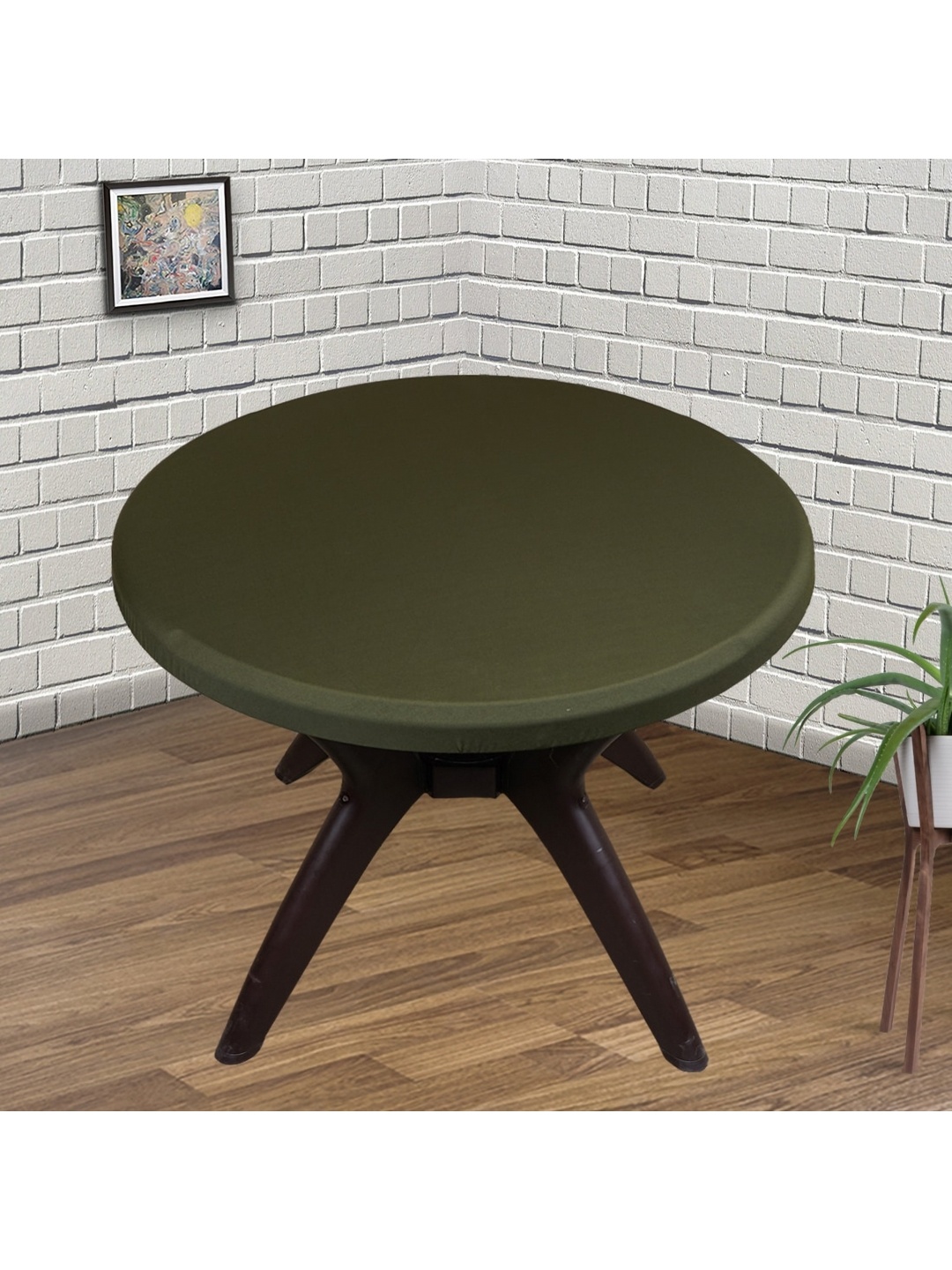 

Eleganta Olive Green Round 6-Seater Table Cover