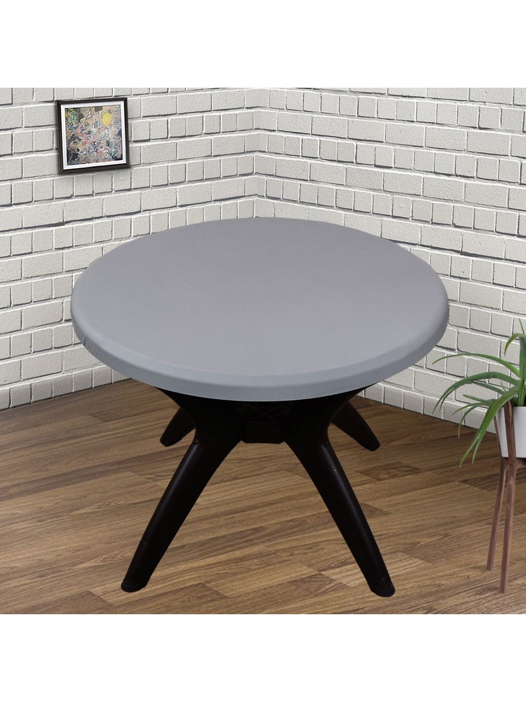 

Eleganta Grey Round 4-Seater Table Cover