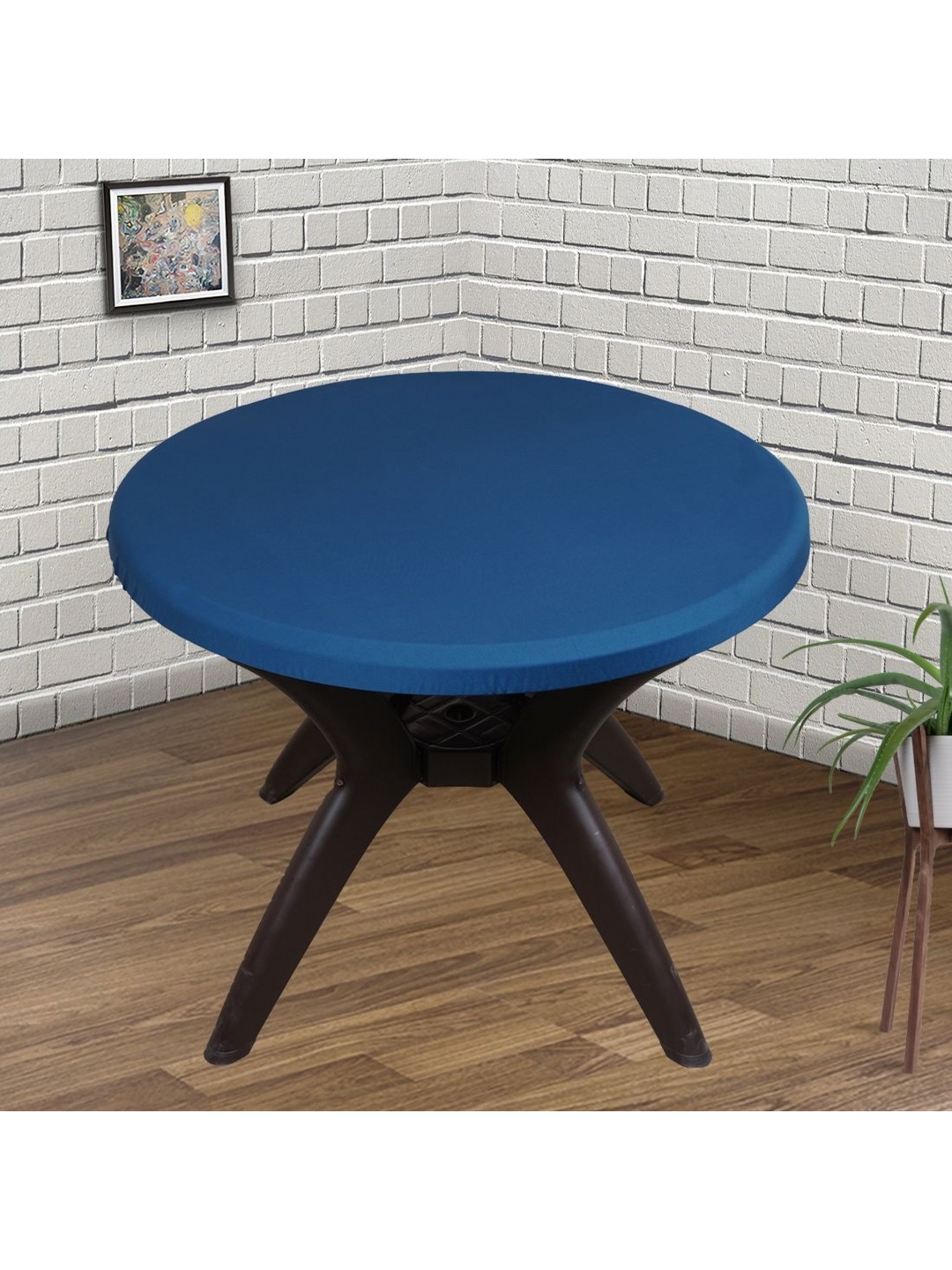 

Eleganta Teal Round 4-Seater Table Cover