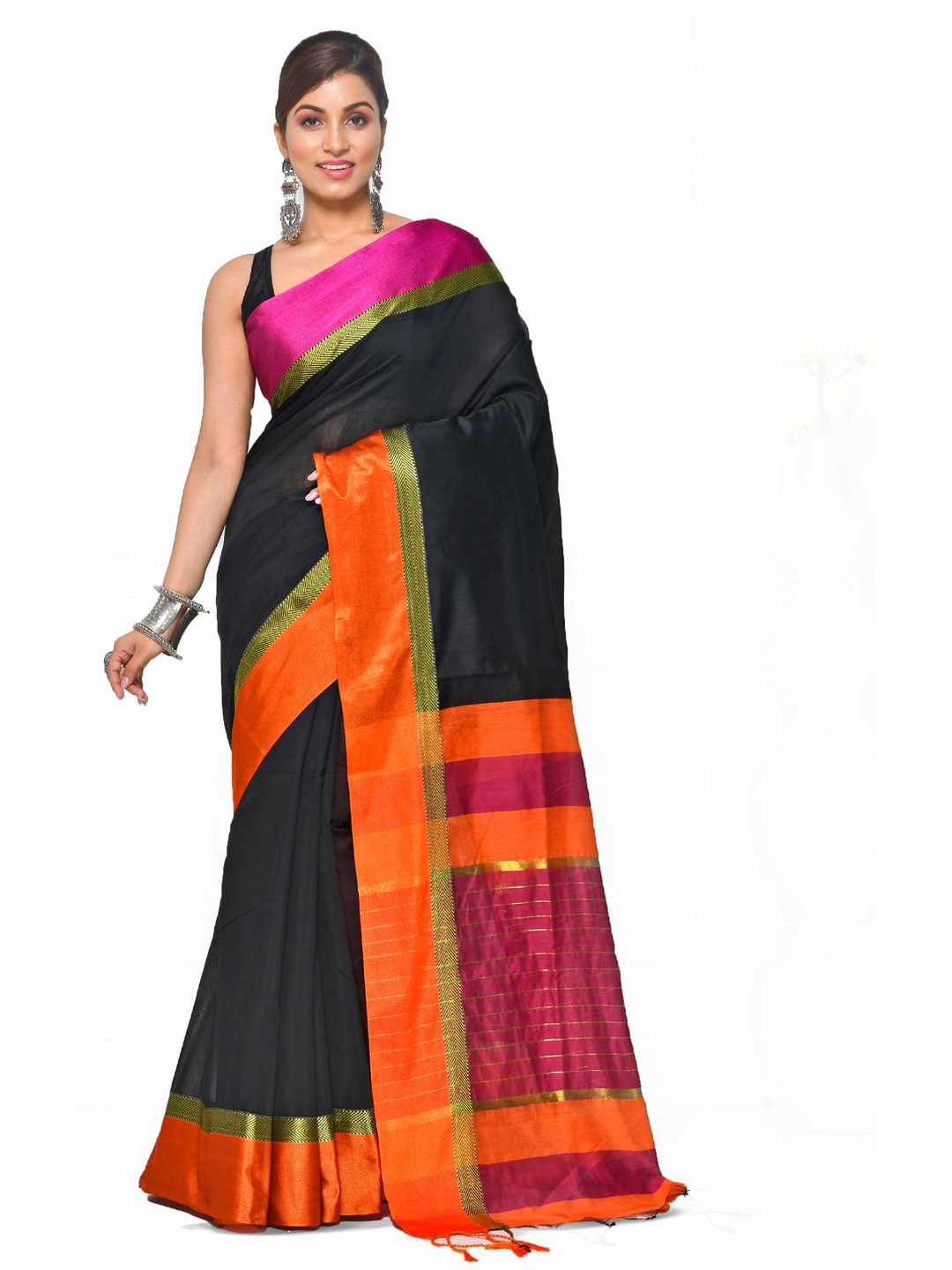 

Crochetin Woven Design Maheshwari Saree, Black