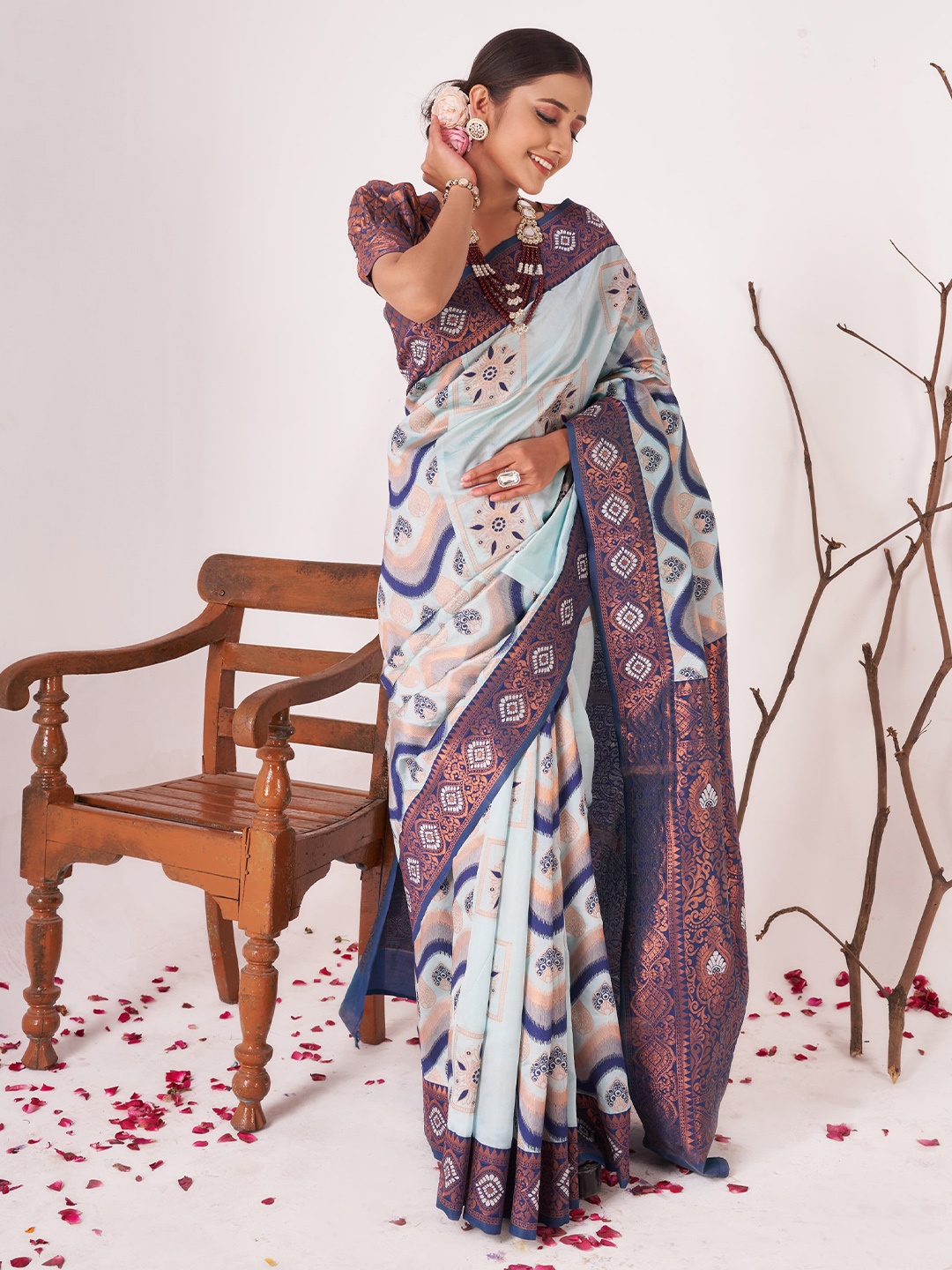 

Areca Designer Paisley Zari Banarasi Saree, Turquoise blue