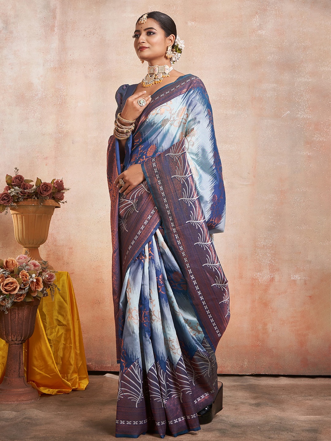 

Areca Designer Ethnic Motifs Zari Banarasi Saree, Teal