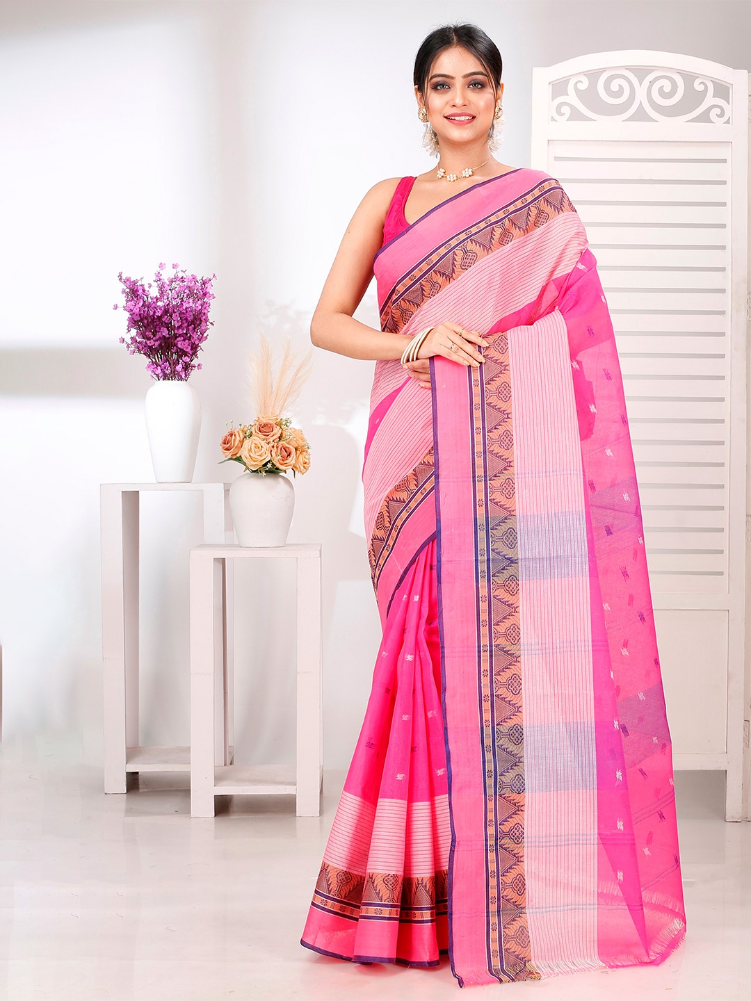

DipDiya Woven Design Pure Cotton Taant Saree, Pink