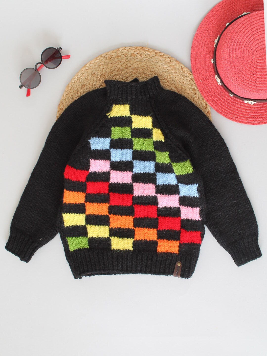 

Woonie Boys Colourblocked Pullover Sweaters, Black