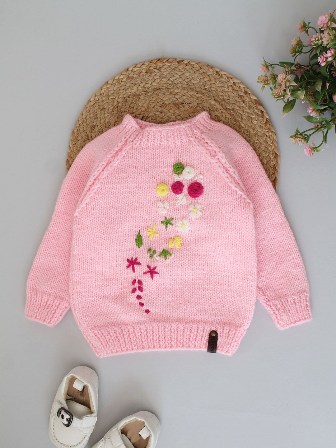 

Woonie Girls Embroidered Pullover Sweaters, Pink