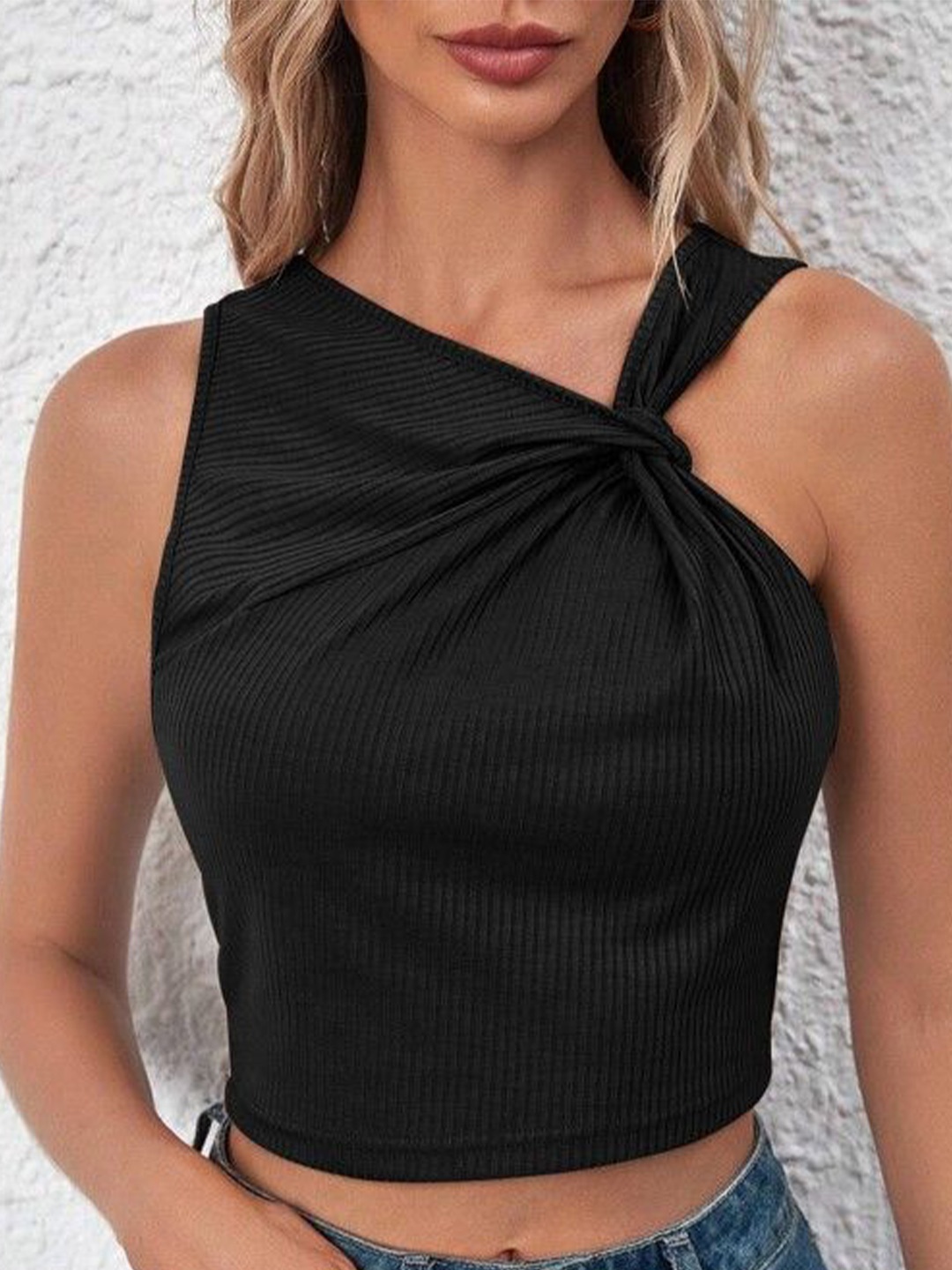 

StyleCast One Shoulder Twisted Georgette Crop Top, Black