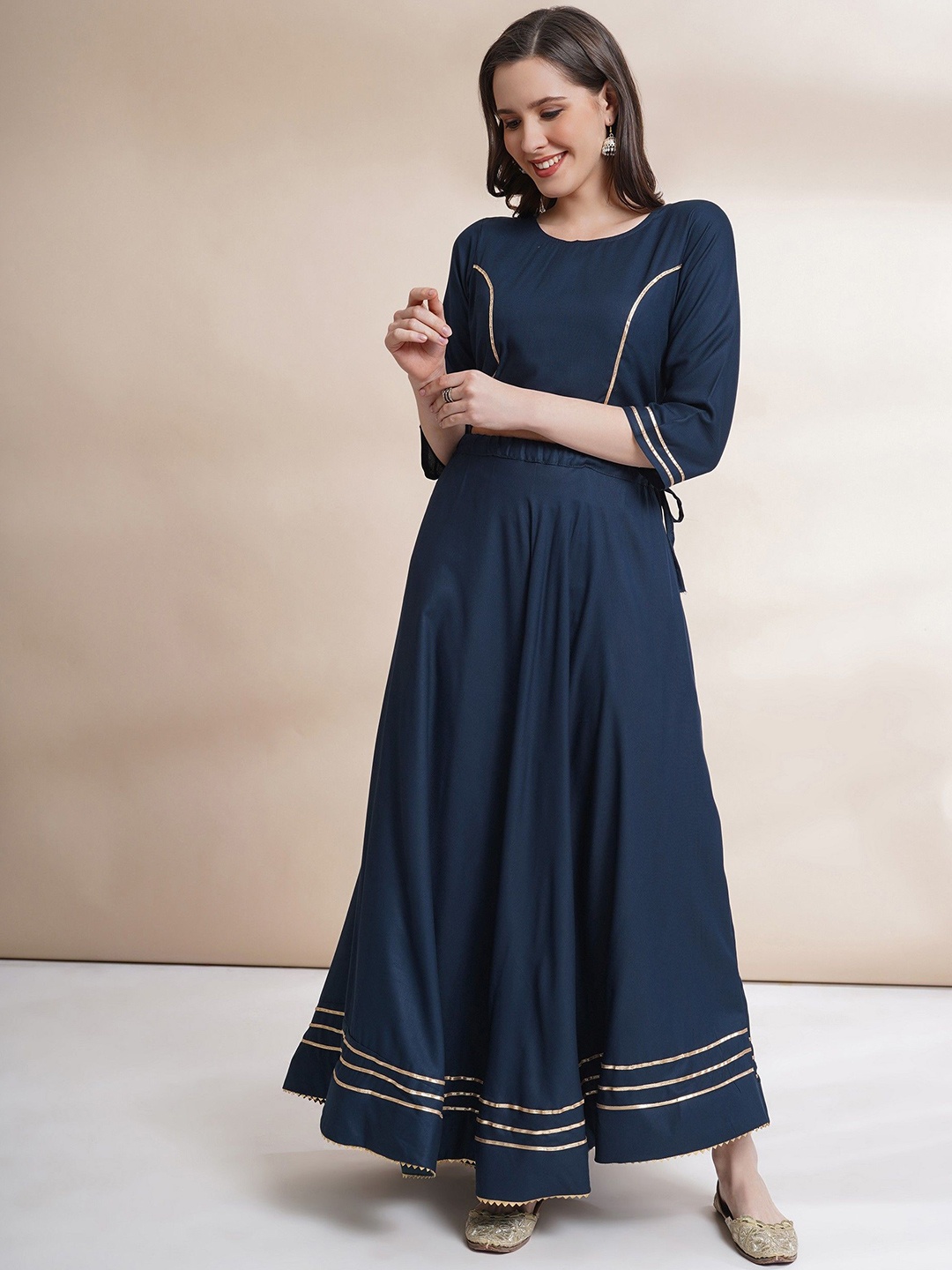

BANJARA INDIA Women Solid Ready to Wear Lehenga Choli, Navy blue