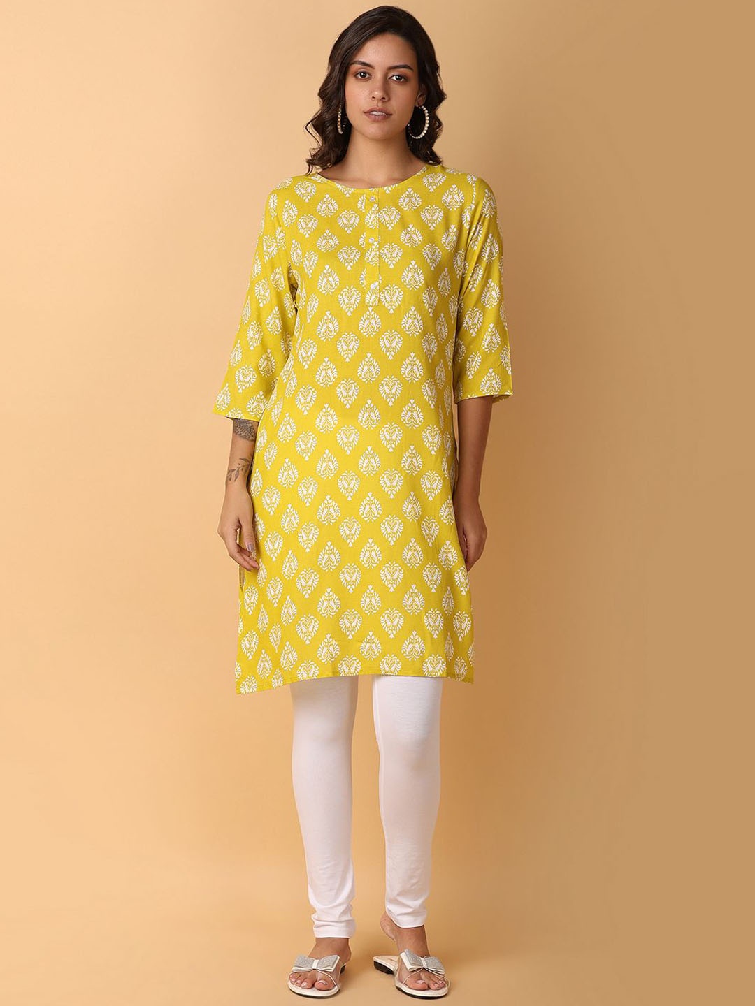 

V-Mart Women Ethnic Motifs Printed Straight Kurta, Yellow