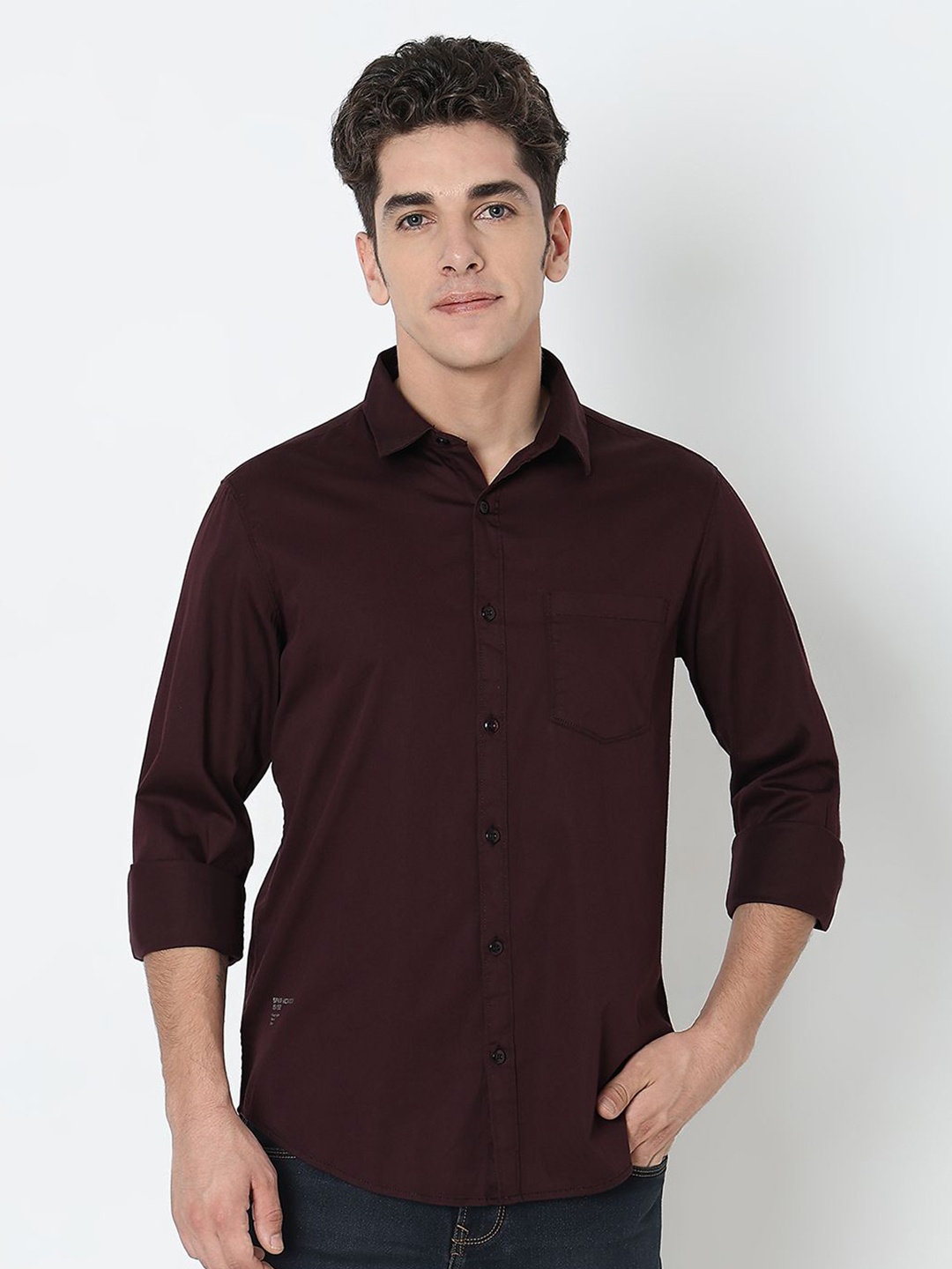 

SPYKAR Men Slim Fit Casual Shirt, Red