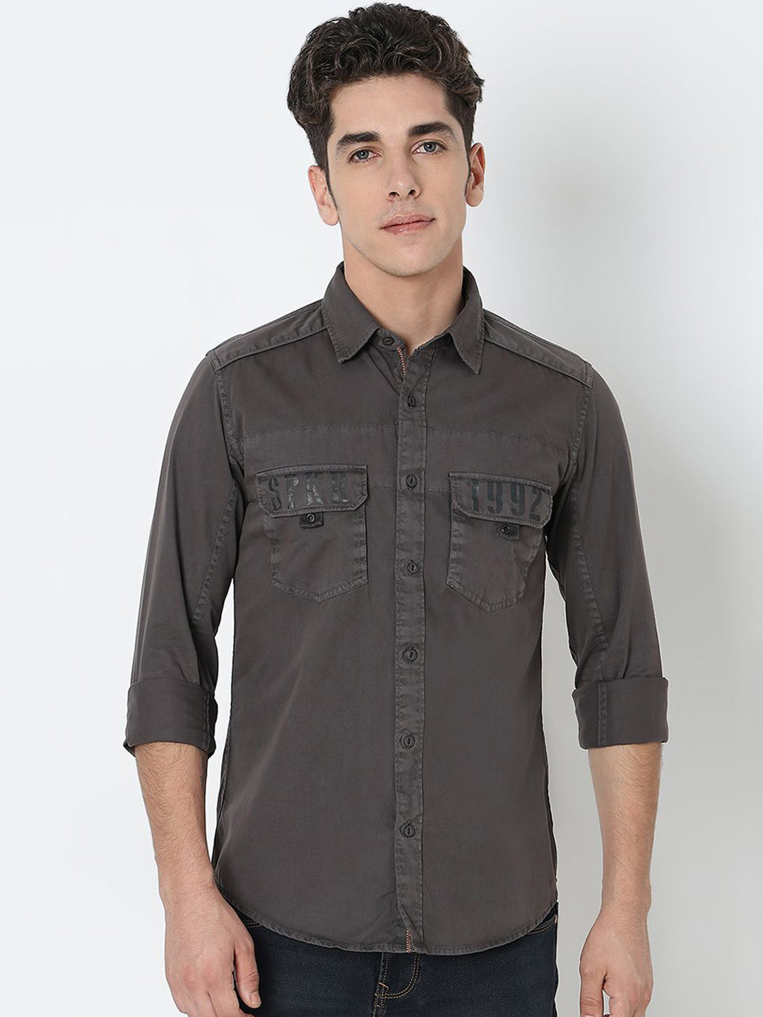 

SPYKAR Men Solid Full Sleeves Cotton Casual Shirt, Grey