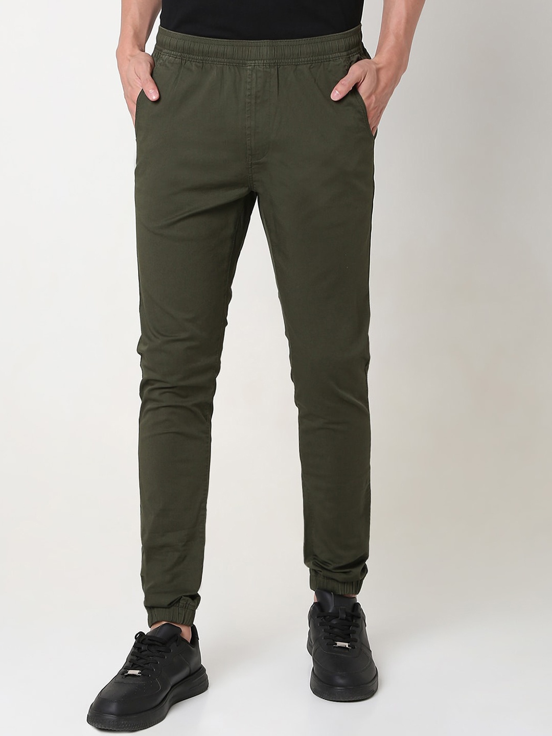 

SPYKAR Men Solid Joggers Trousers, Green