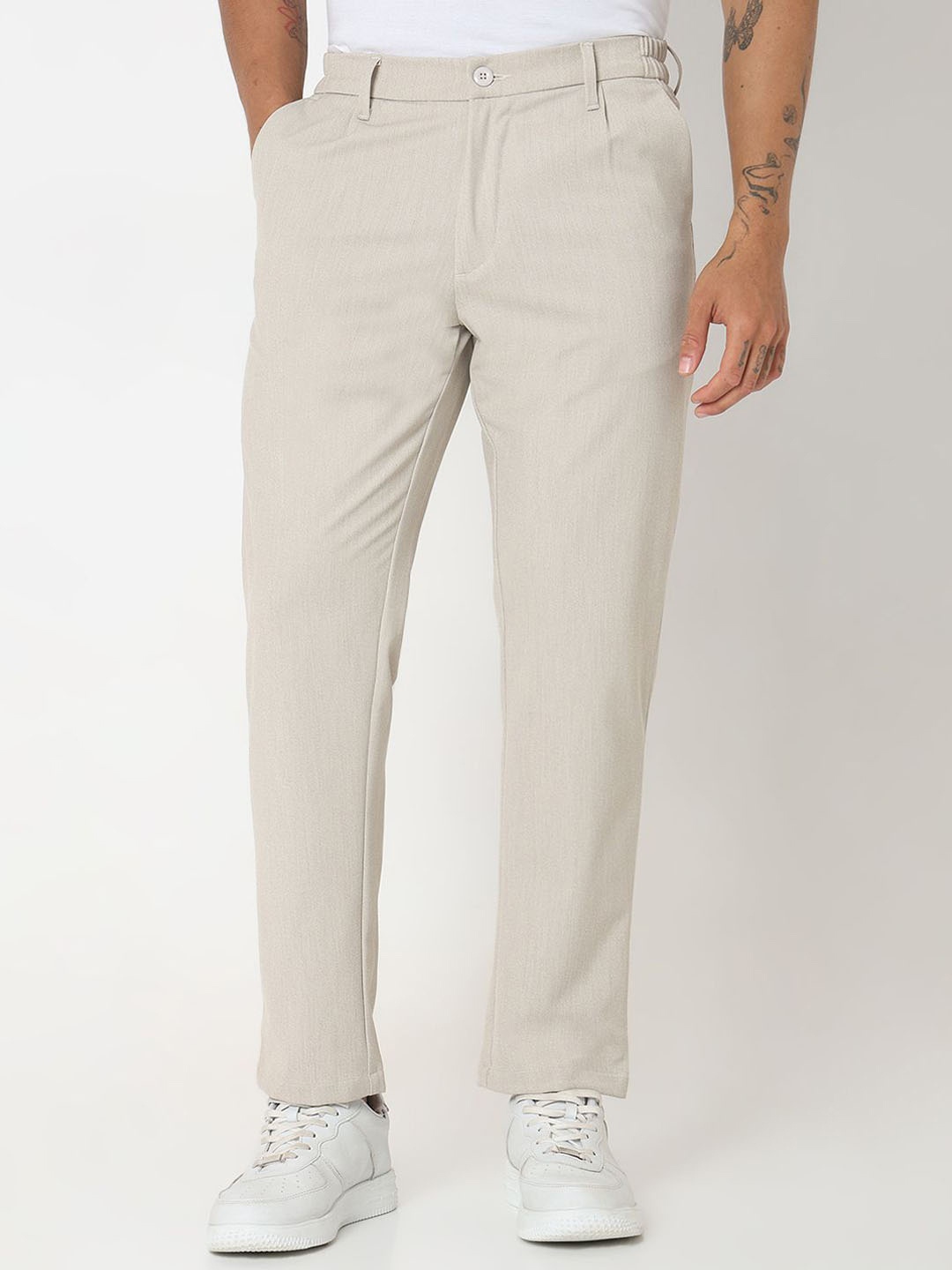 

SPYKAR Men Solid Slim Fit Trousers, Beige