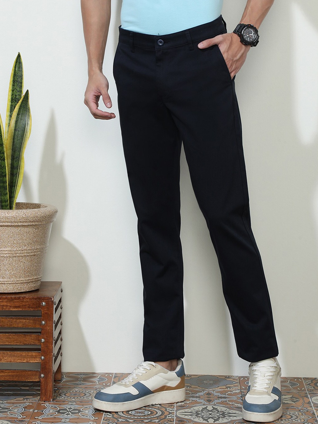 

Crocodile Men Slim Fit Easy Wash Chinos Trousers, Navy blue