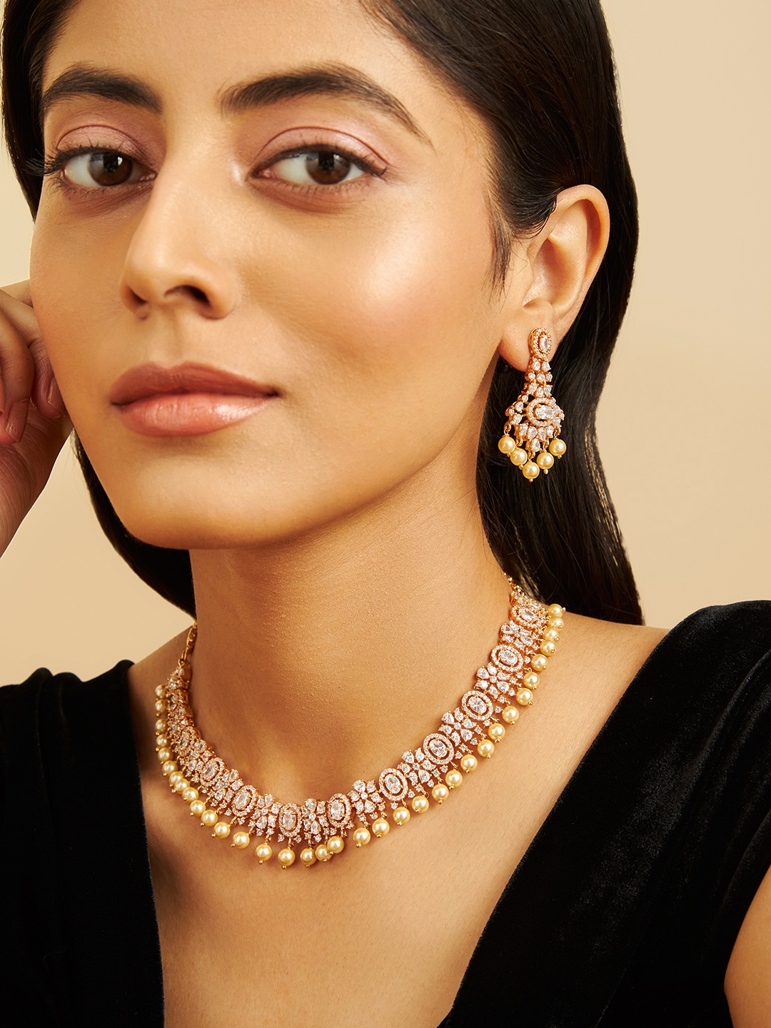 

Kushal's Fashion Jewellery Women Gold-Plated CZ Stone-Studded Jewellery Set