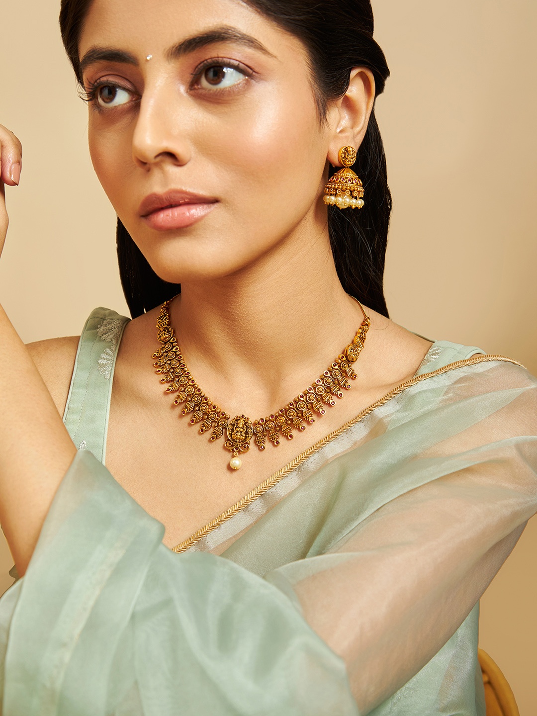 

Kushal's Fashion Jewellery Gold Plated Beaded Jewellery Set