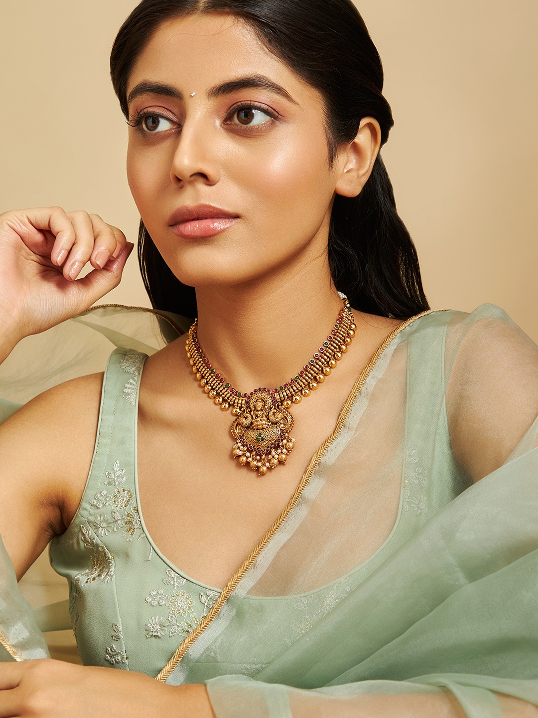 

Kushal's Fashion Jewellery Copper Gold-Plated Antique Necklace