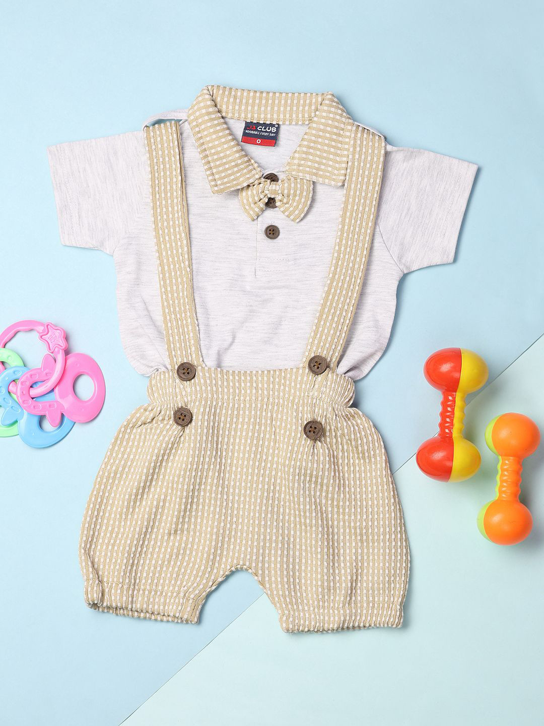 

V-Mart Infant Dungaree With T-shirt, Beige