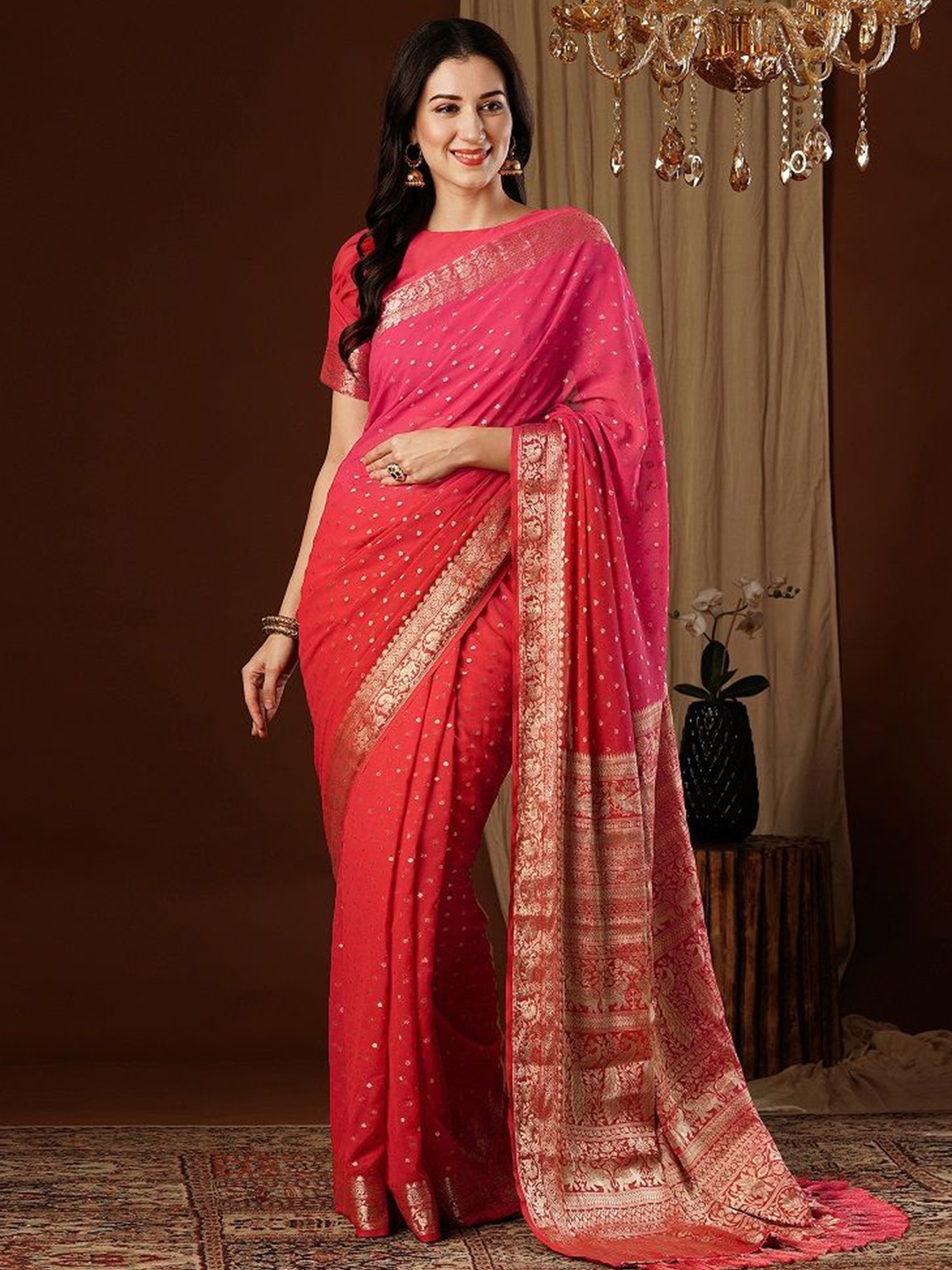 

FLOURIOUS Woven Design Zari Banarasi Saree, Red