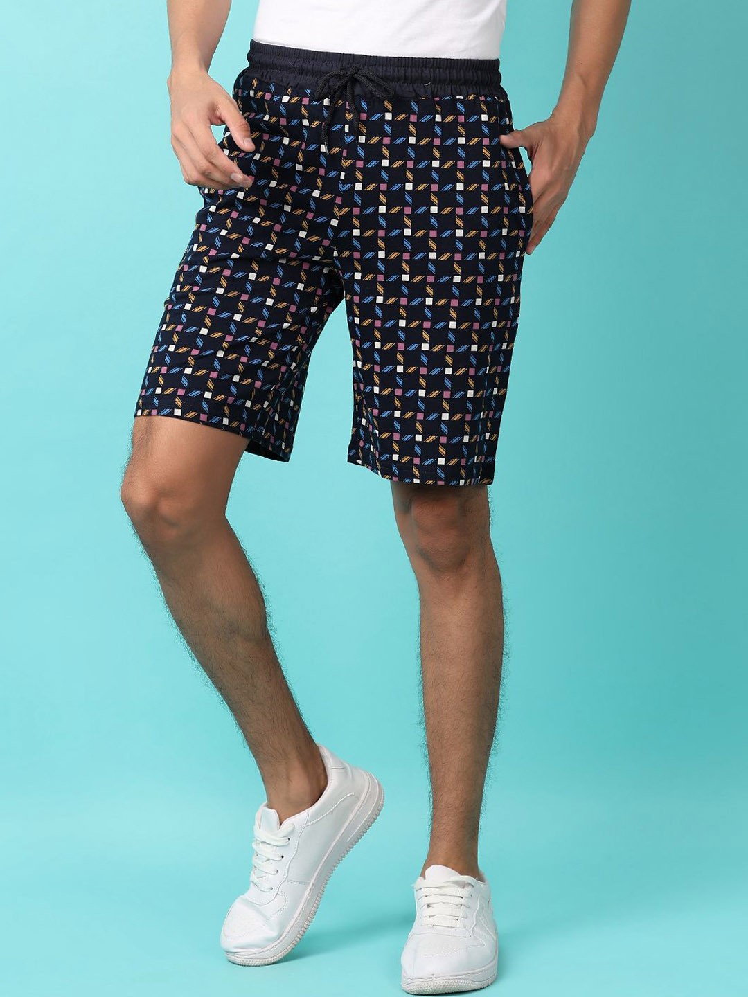 

V-Mart Men Printed Shorts, Blue